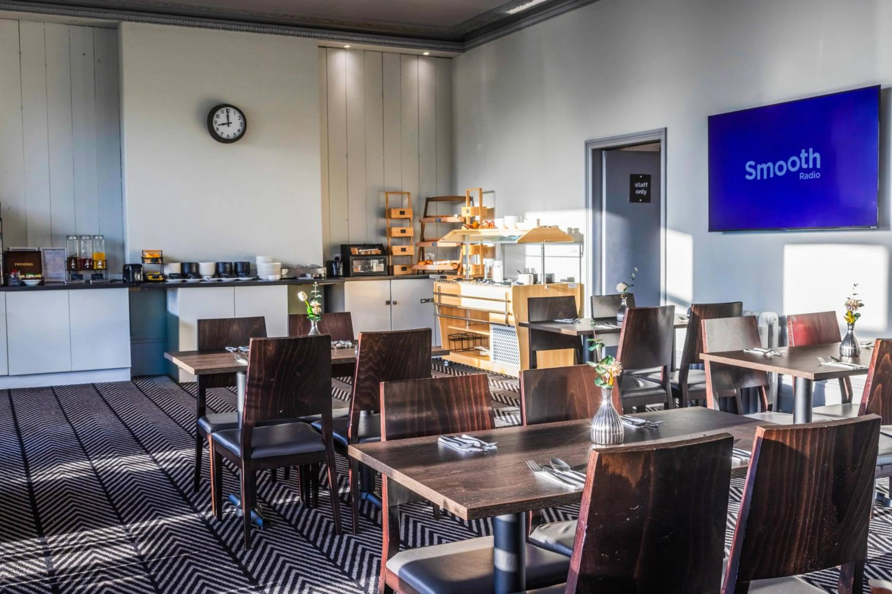 Dining area in Citrus Hotel Eastbourne by Compass Hospitality