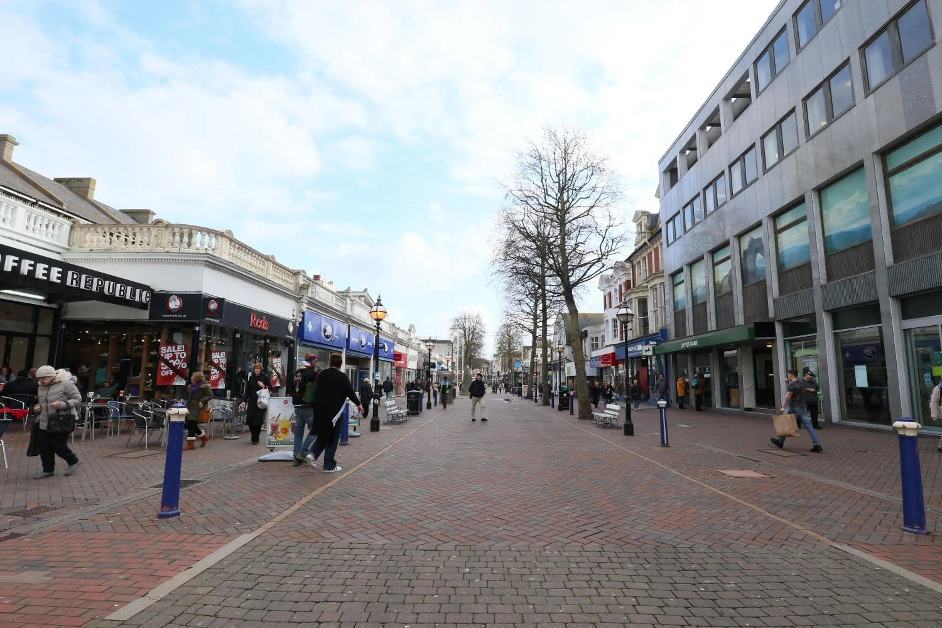 Shopping Area in Citrus Hotel Eastbourne by Compass Hospitality