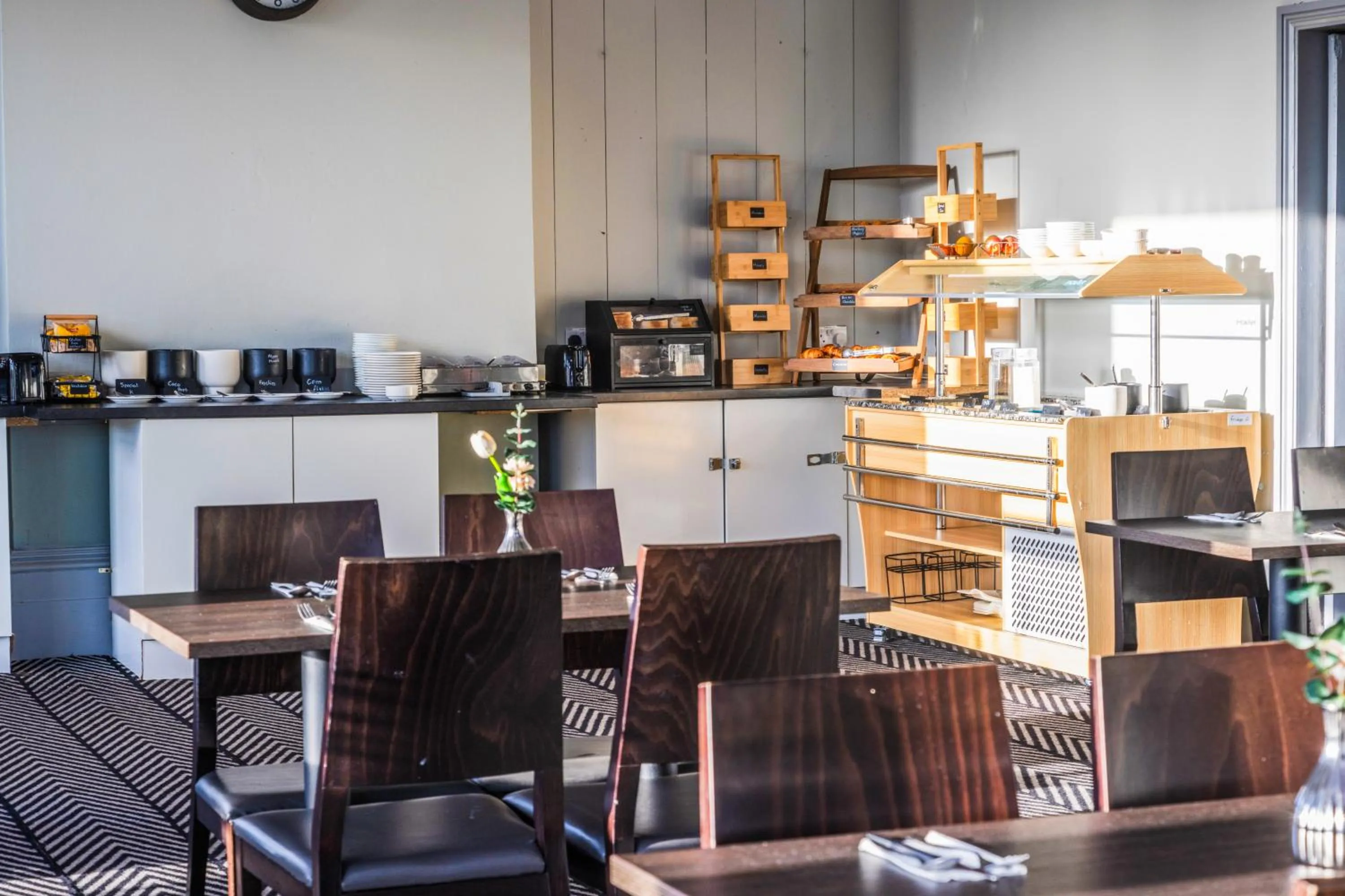 Dining area in Citrus Hotel Eastbourne by Compass Hospitality