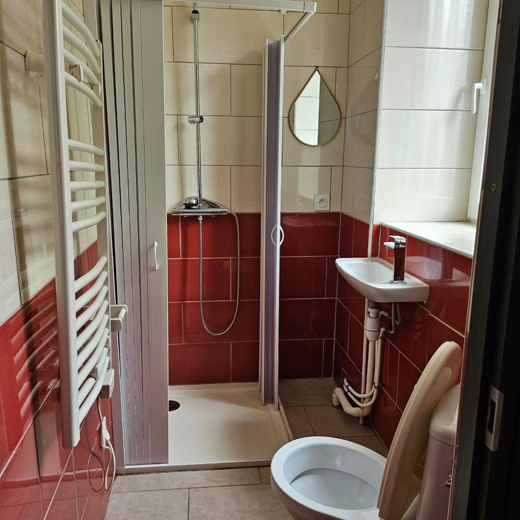 Shower in Hameau des Essarts