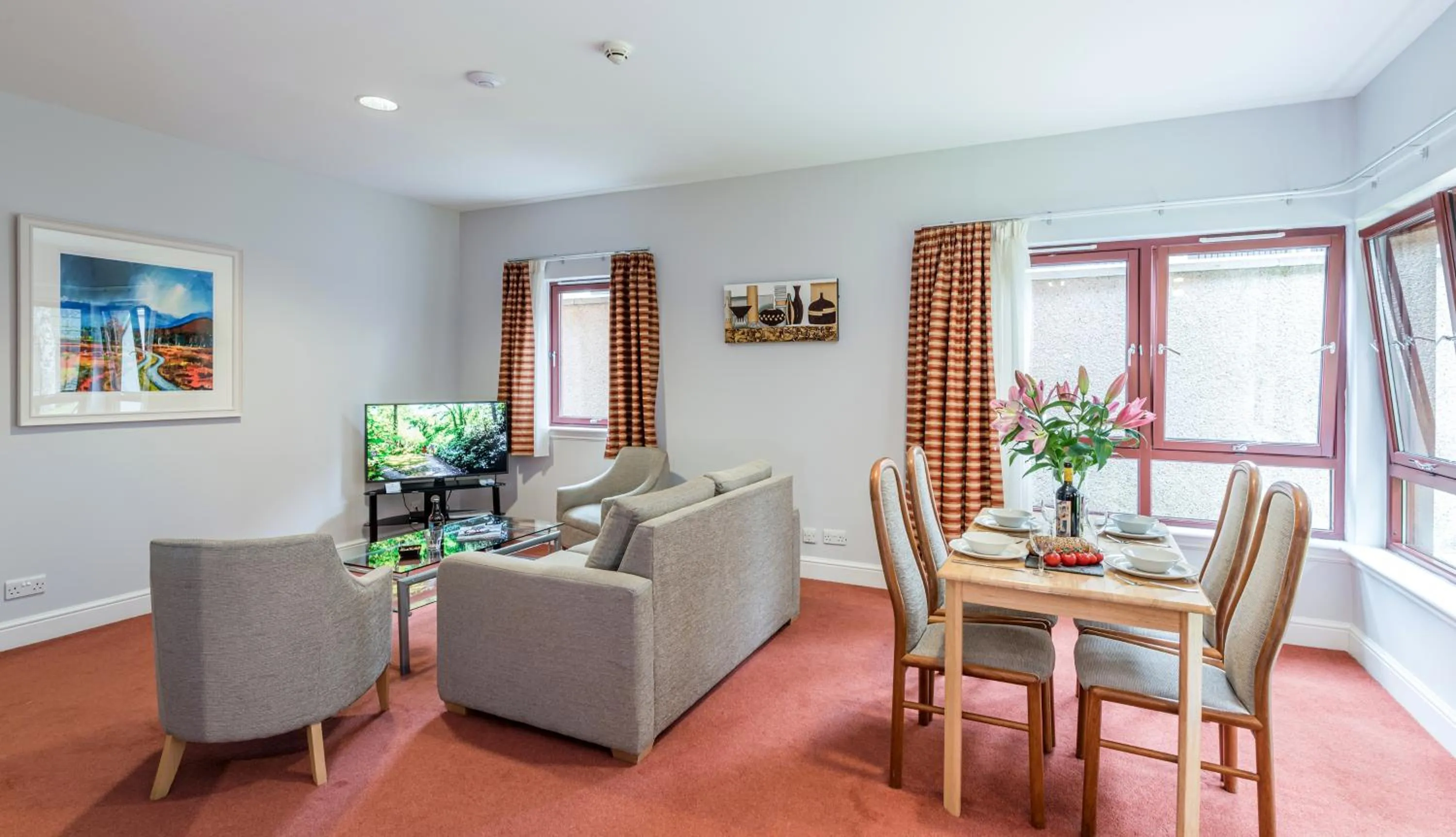 Living room in High Range Lodge Hotel