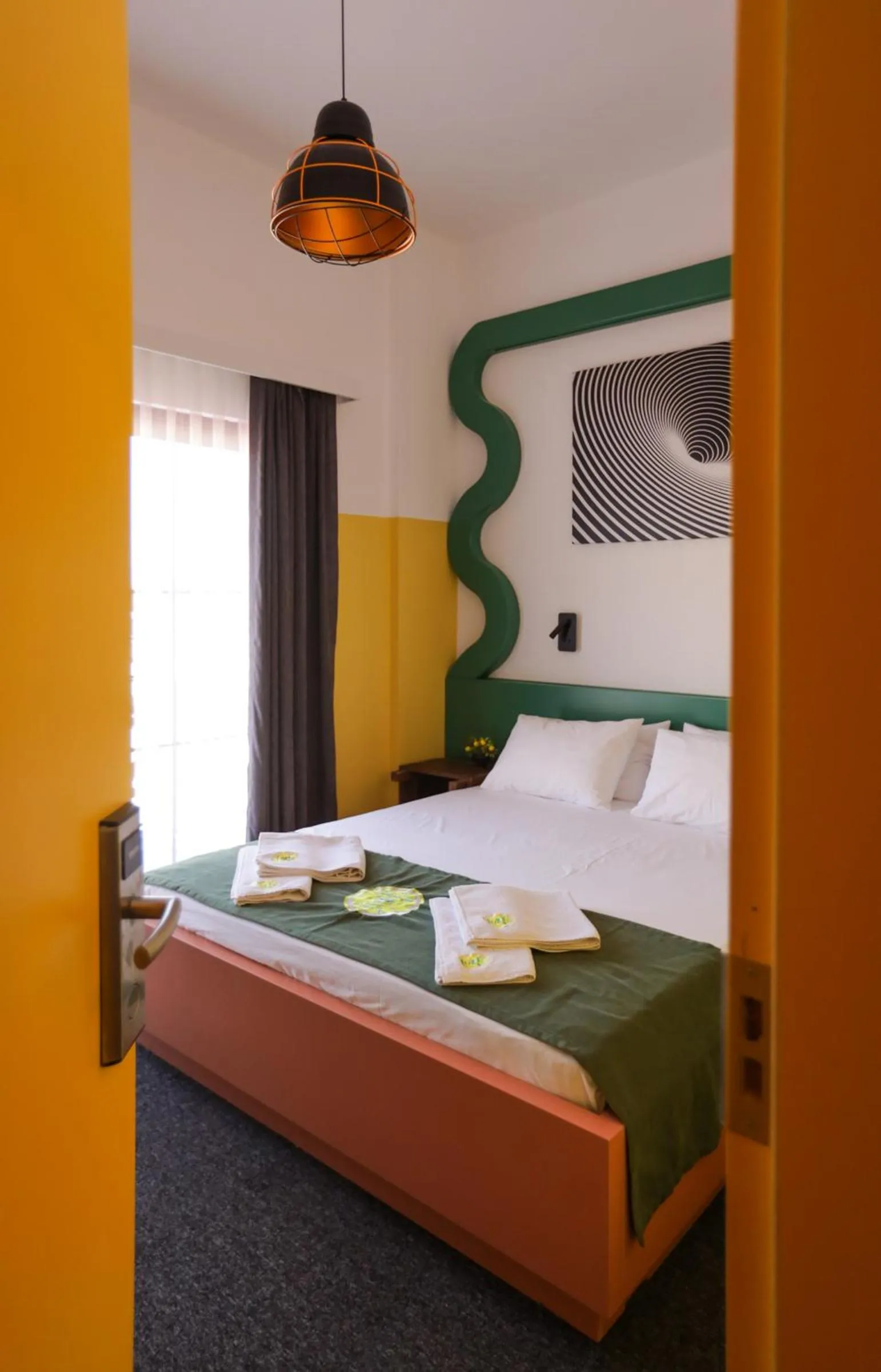 Photo of the whole room, Bed in Limon Inn Hotel, Taşucu