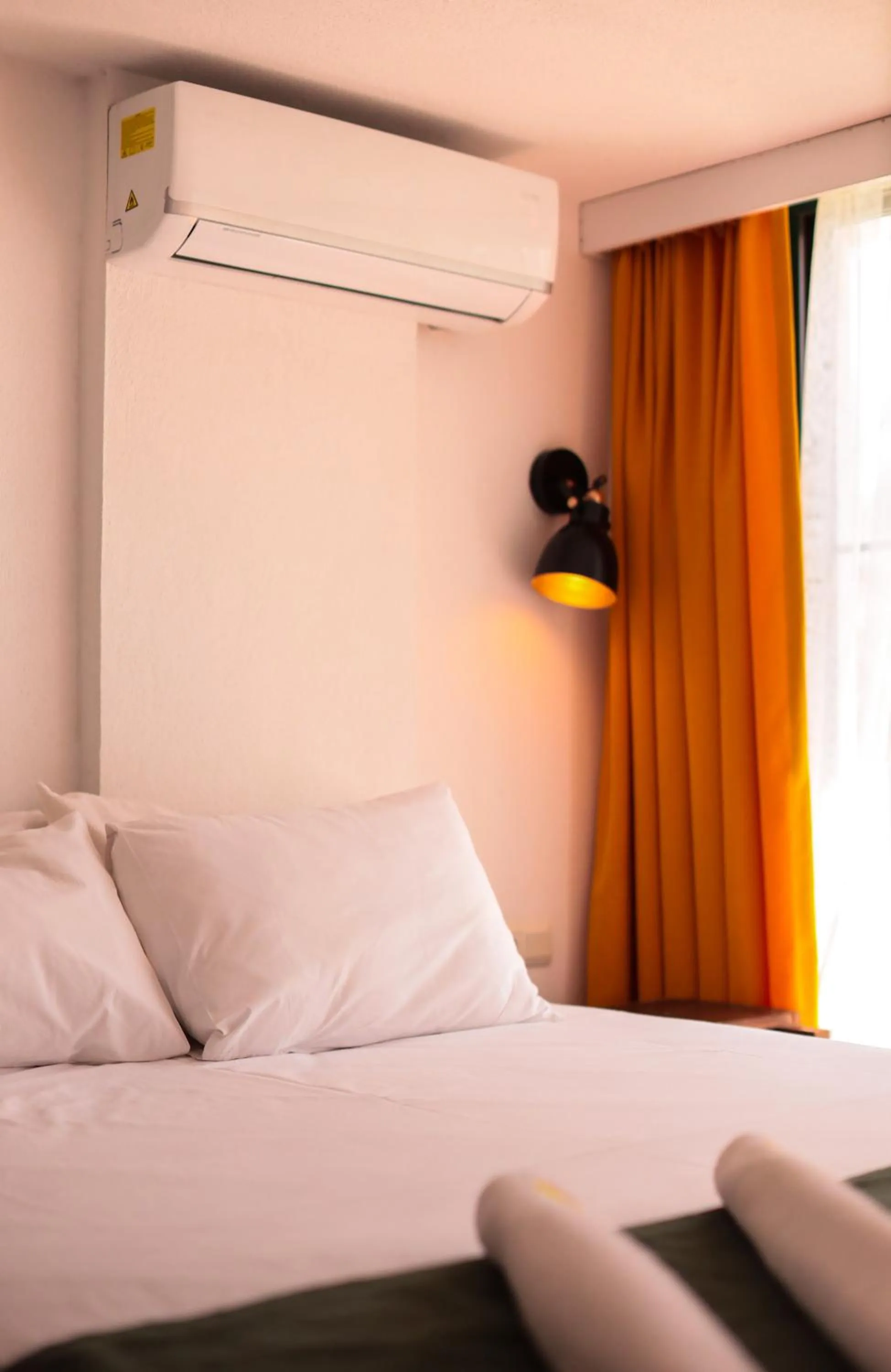 Bed in Limon Inn Hotel, Taşucu