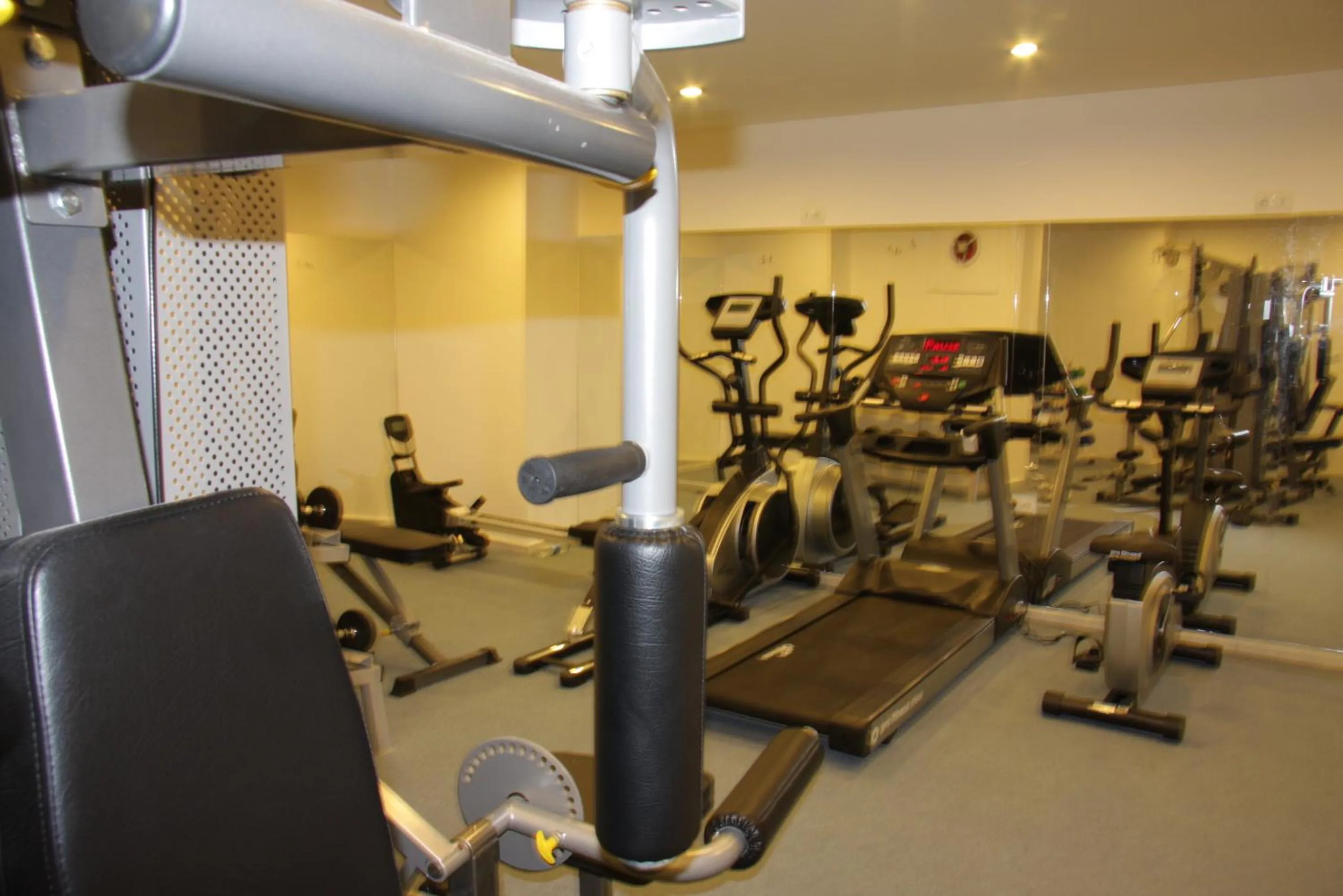 Fitness centre/facilities in Mozaik Hotel