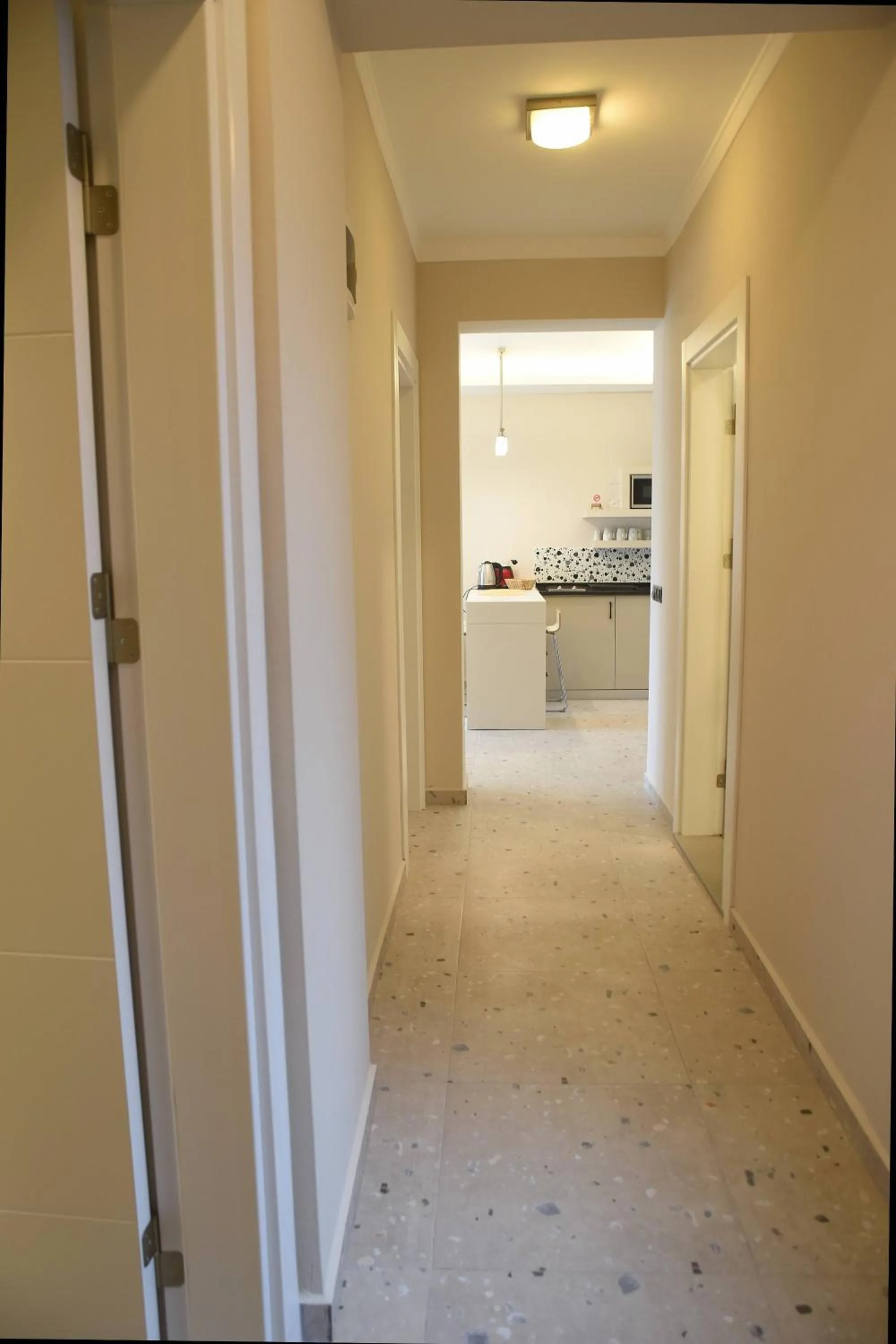 Kitchen or kitchenette in Mozaik Hotel