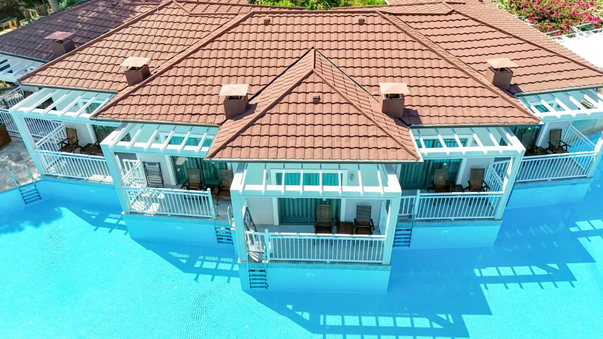 Property building in Mozaik Hotel