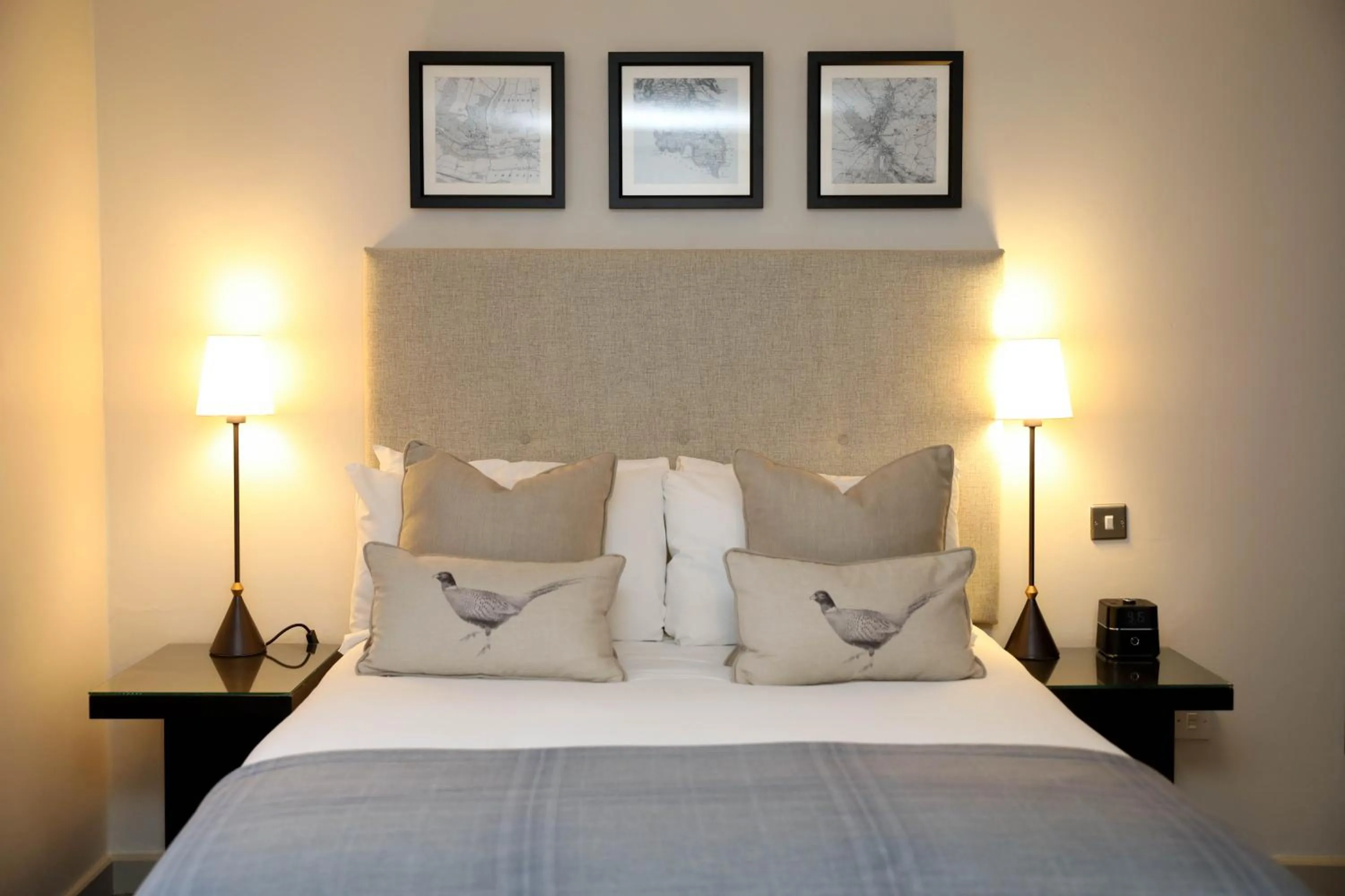 Bedroom, Bed in De Vere Latimer Estate