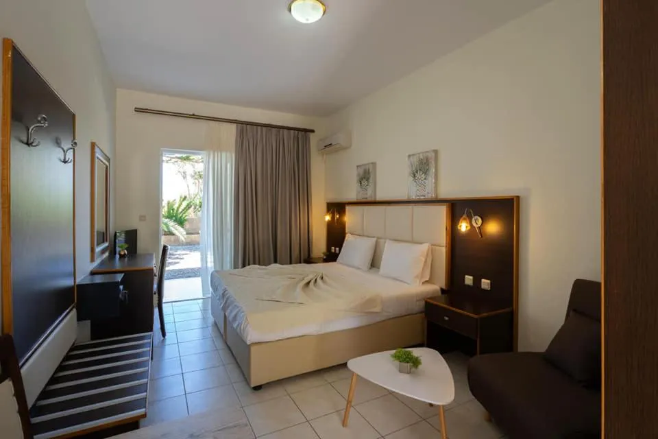 Bed in George Beach Studios