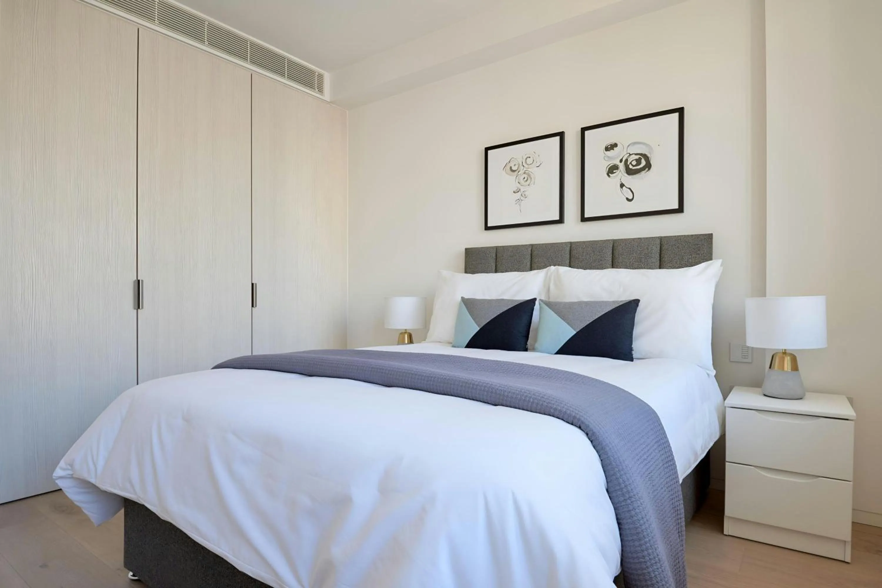 Bedroom in Sonder by Marriott Bonvoy Oxford Circus Apartments