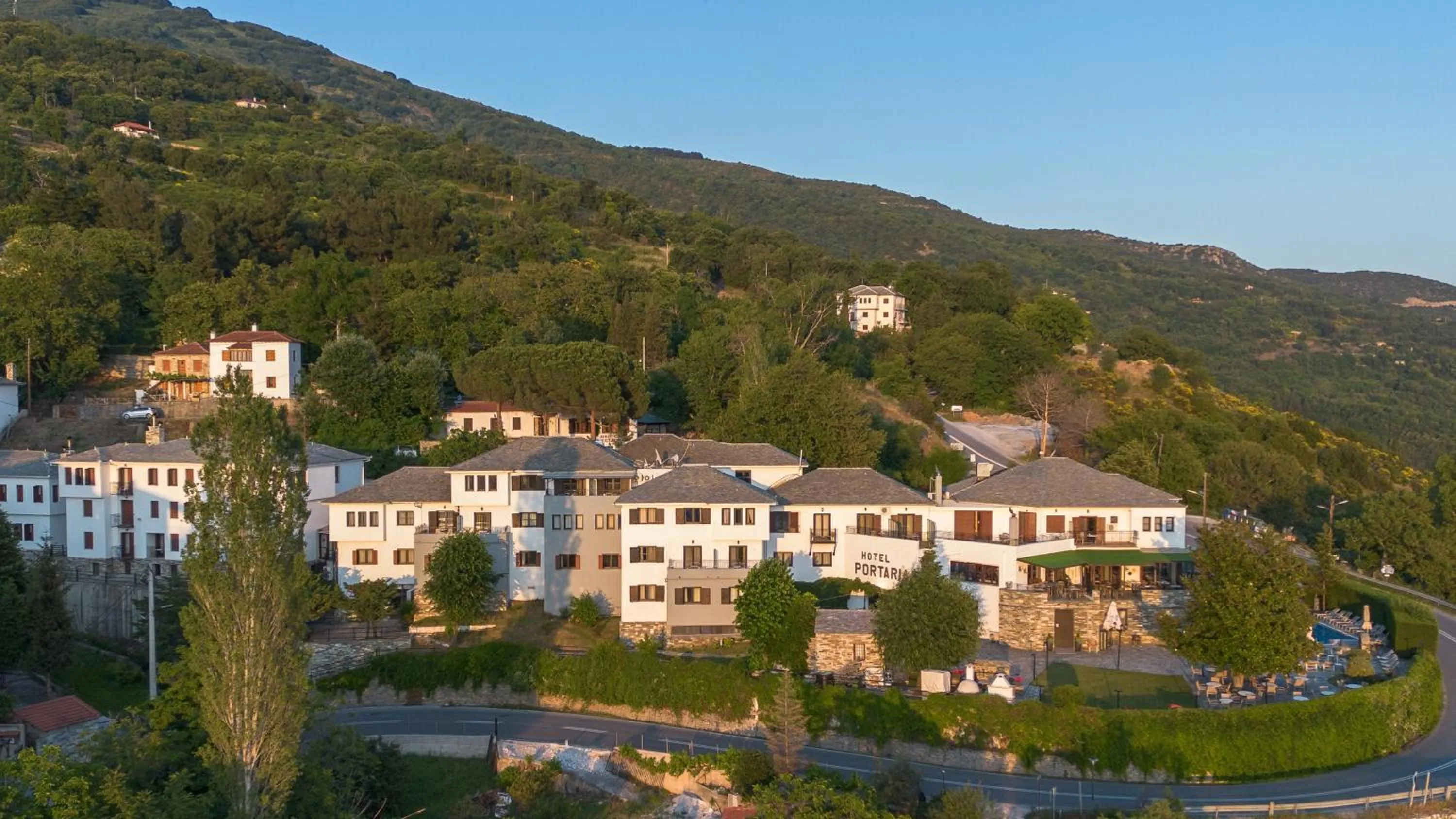 Property building in Portaria Hotel