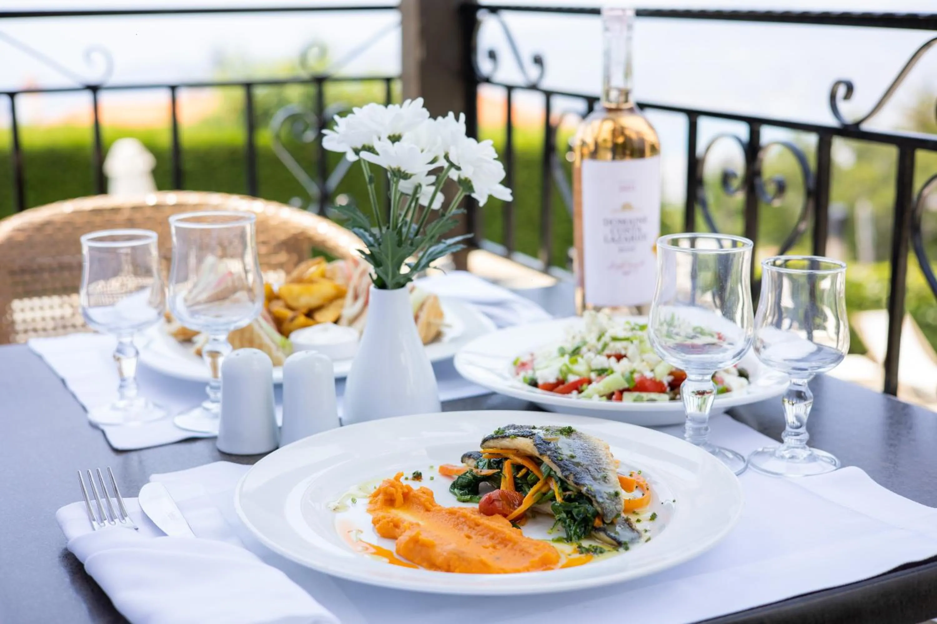 Day in Portaria Hotel