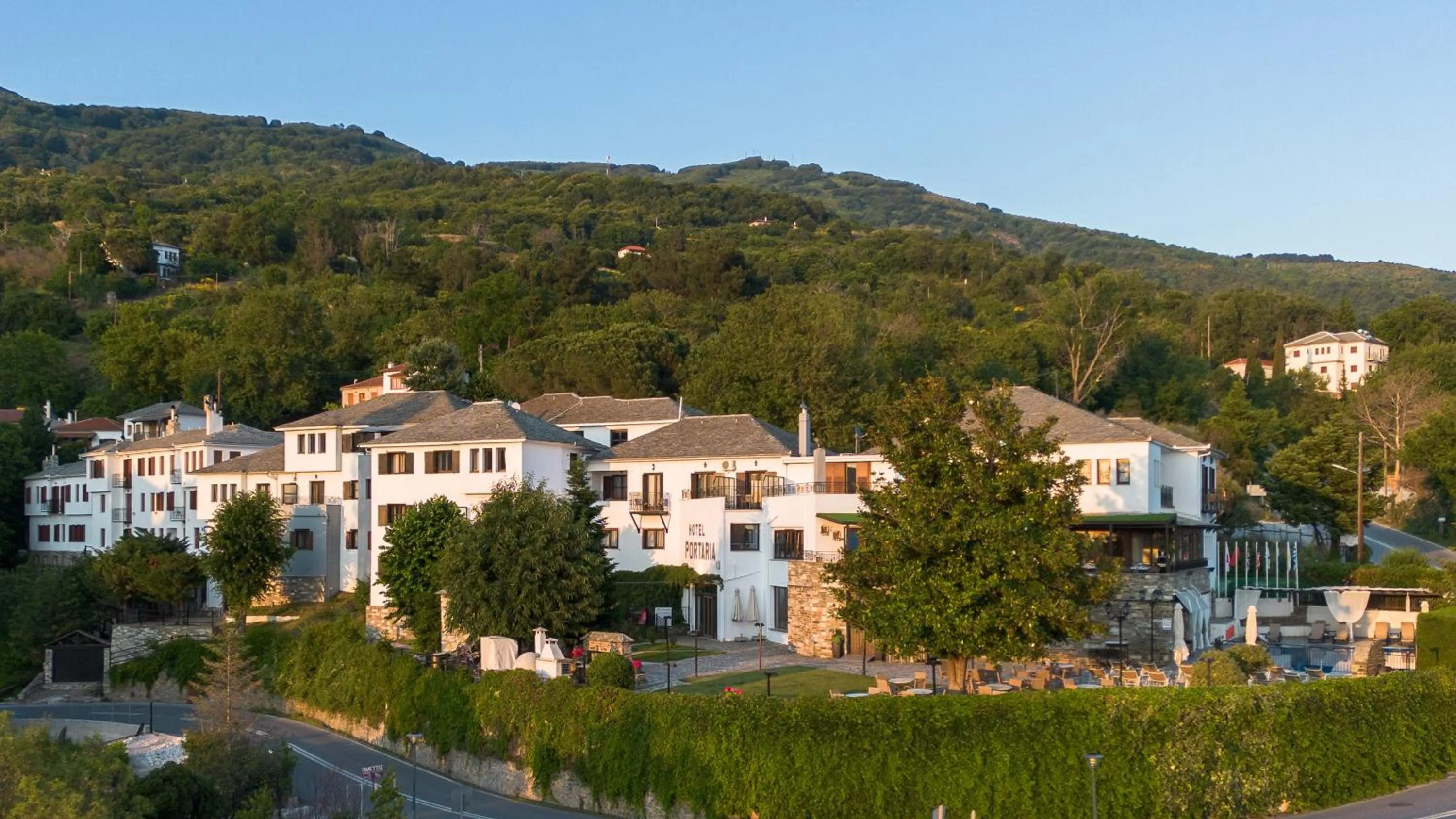 Property building in Portaria Hotel