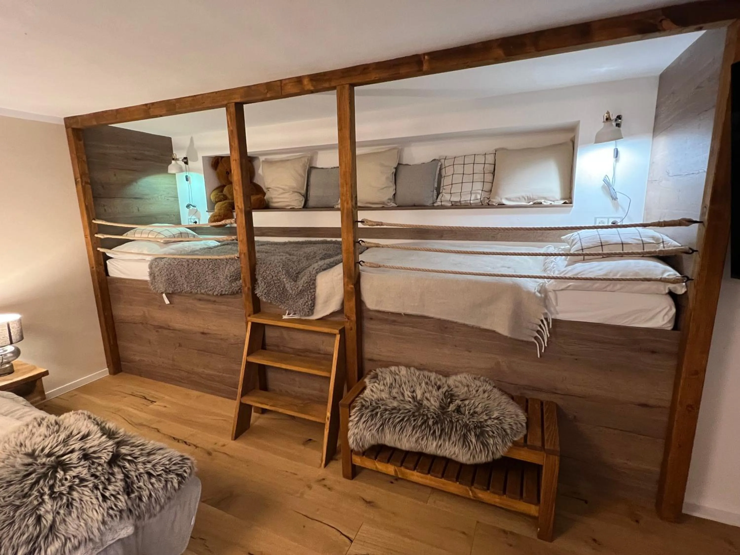 children, Bed in Hotel McLimon