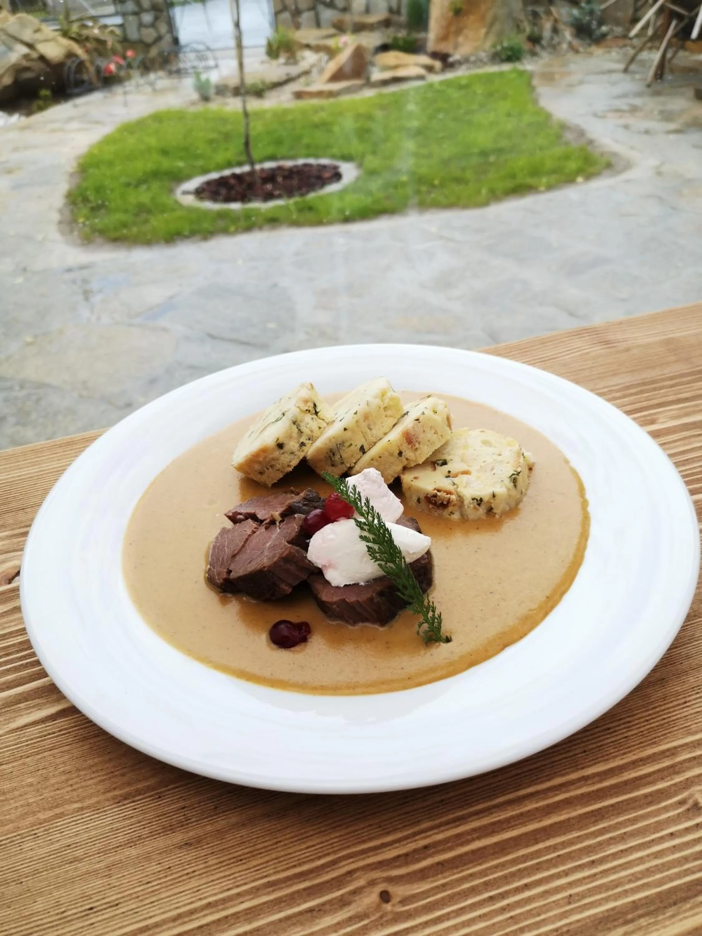 Lunch in Hotel McLimon