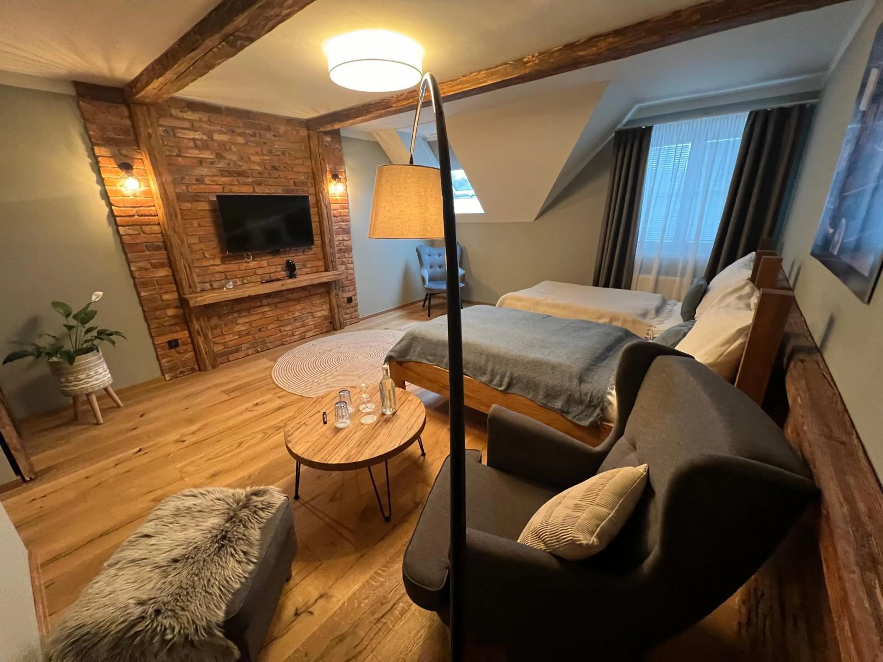 Living room, Bed in Hotel McLimon