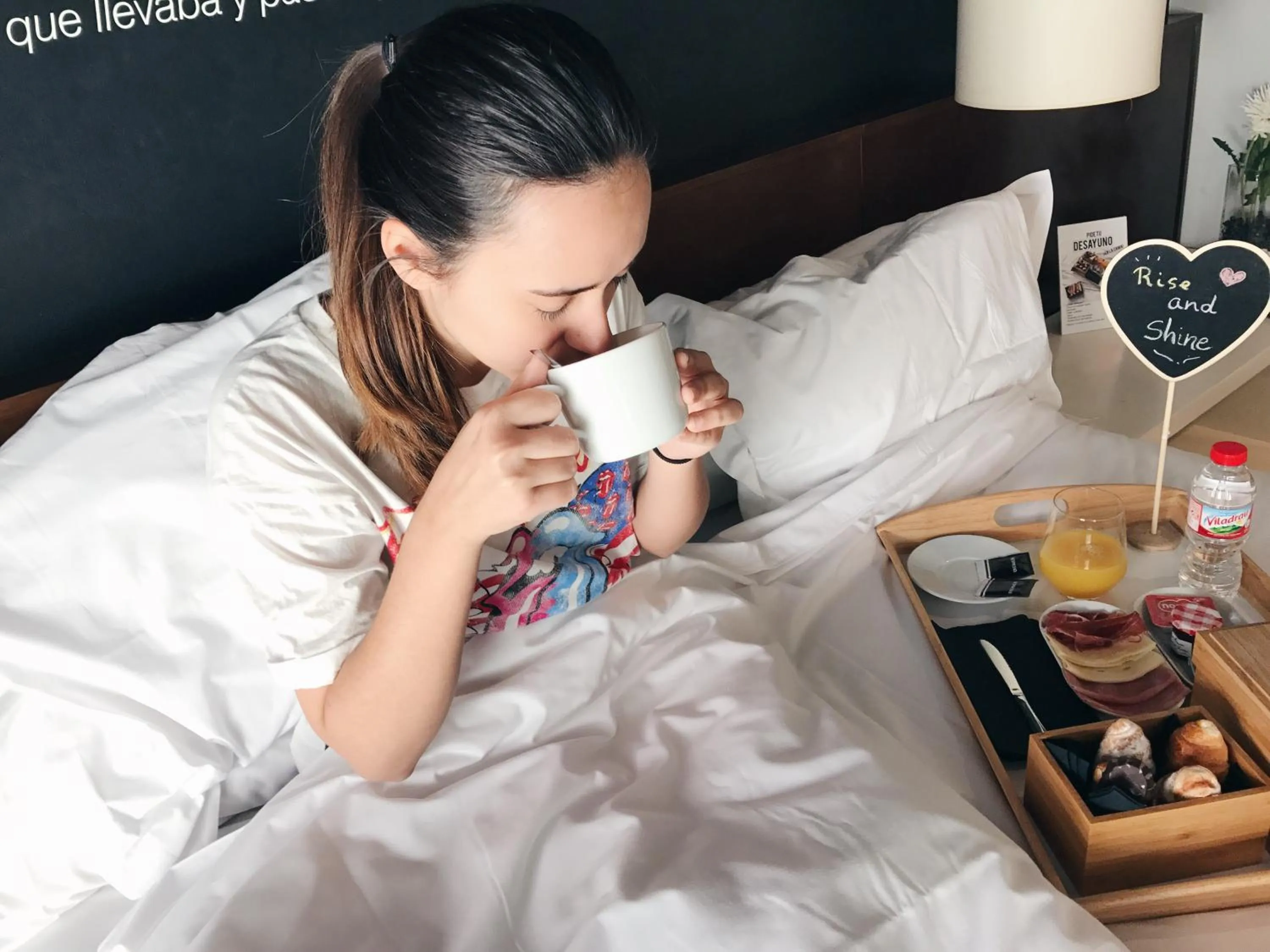 Breakfast, Bed in Hostal Badaloní