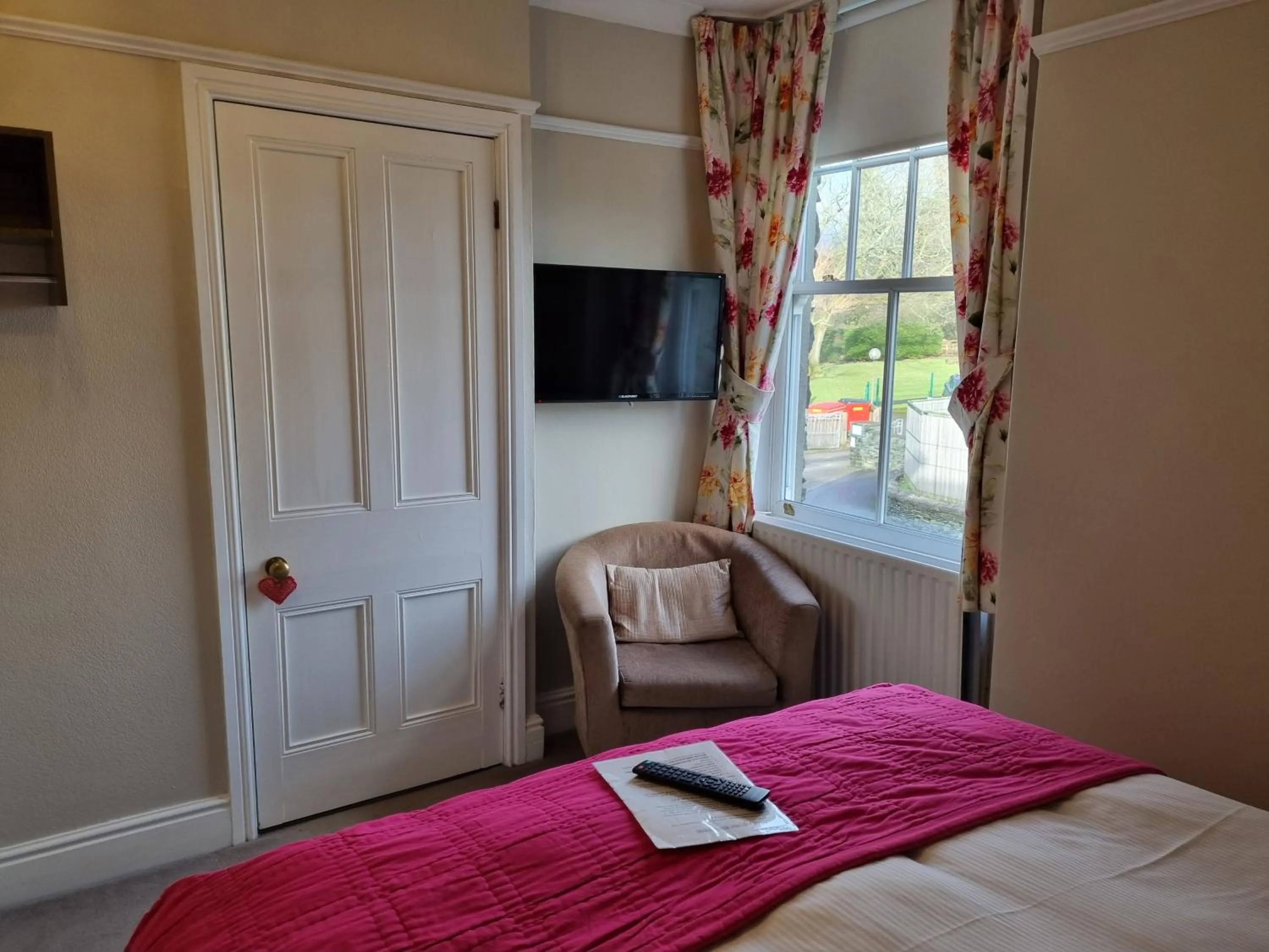 Bed in Montfort Cottage Guest House
