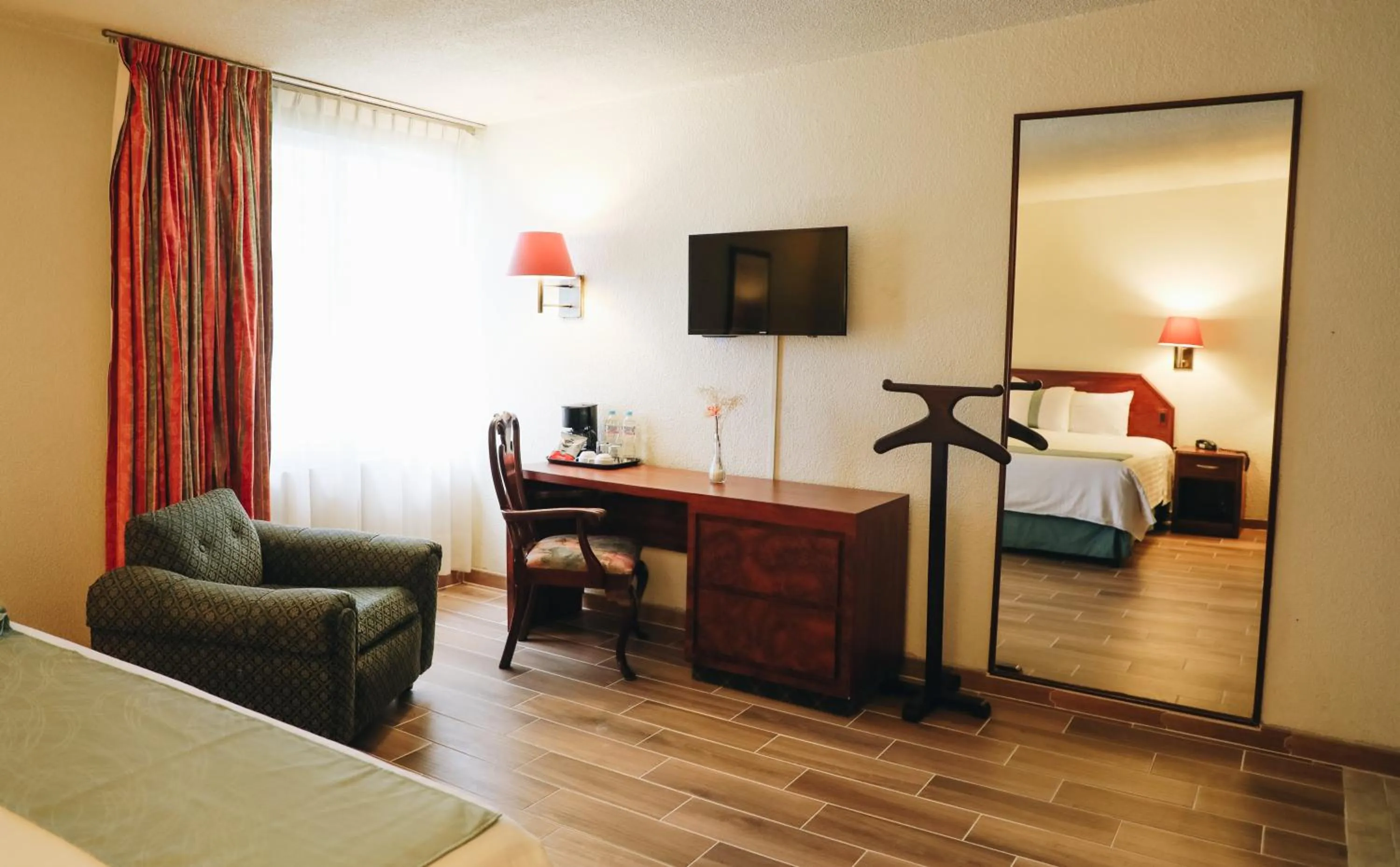 Large Double Room in Hotel La Joya Tulancingo