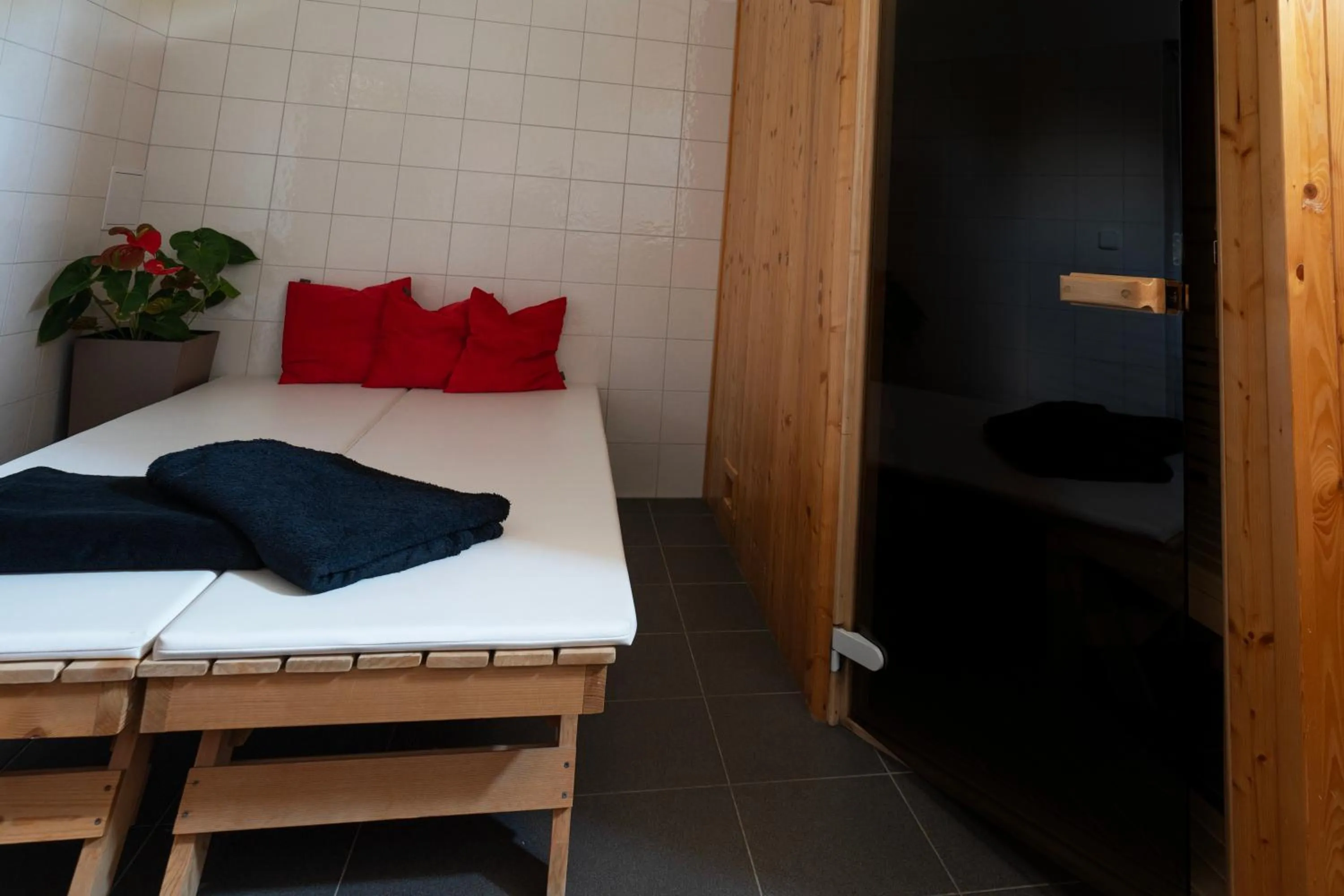 Spa and wellness centre/facilities, Bed in Rezidence & Wellness Blatov