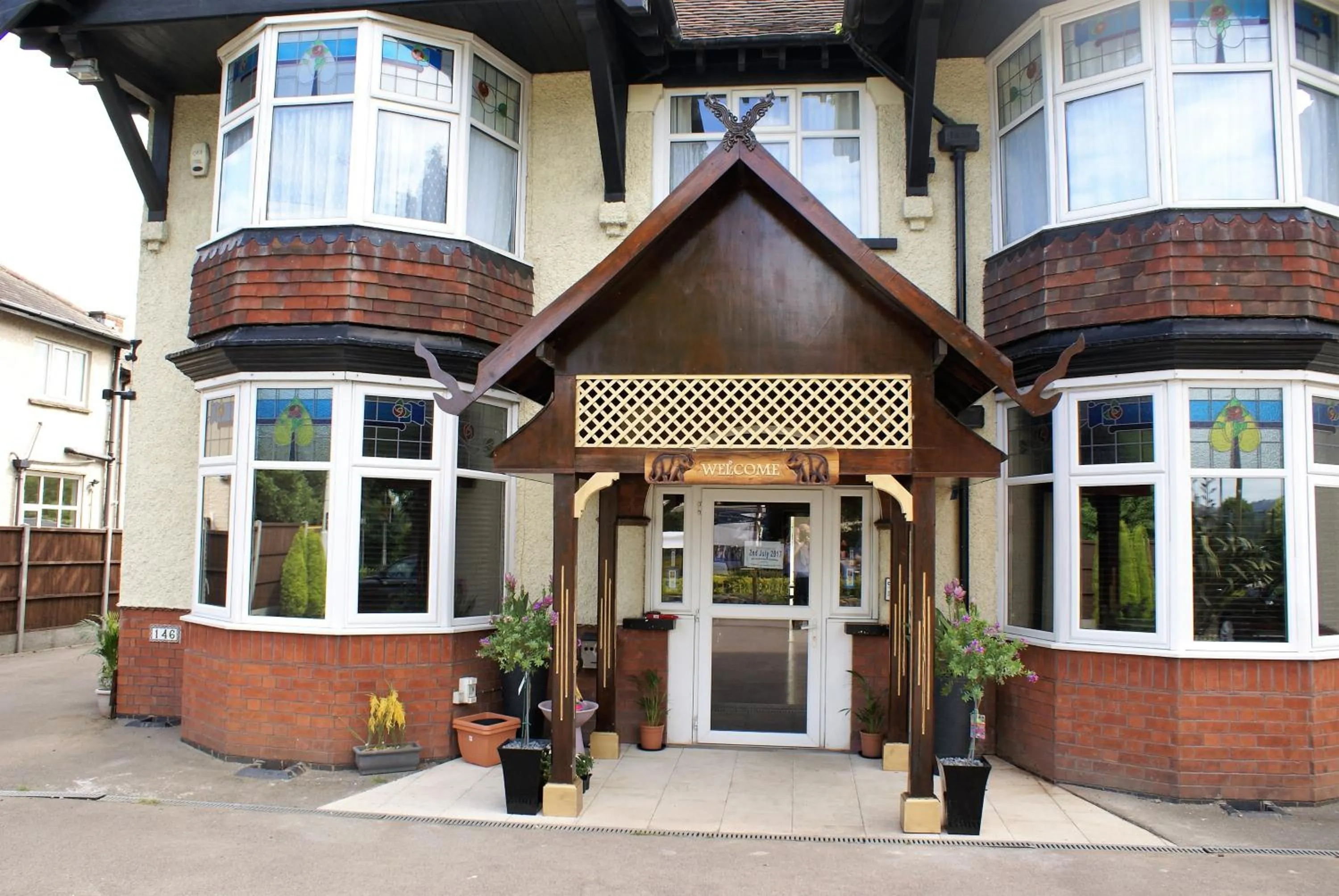 Facade/entrance in Loughborough Grange Guesthouse & Spa Treatments