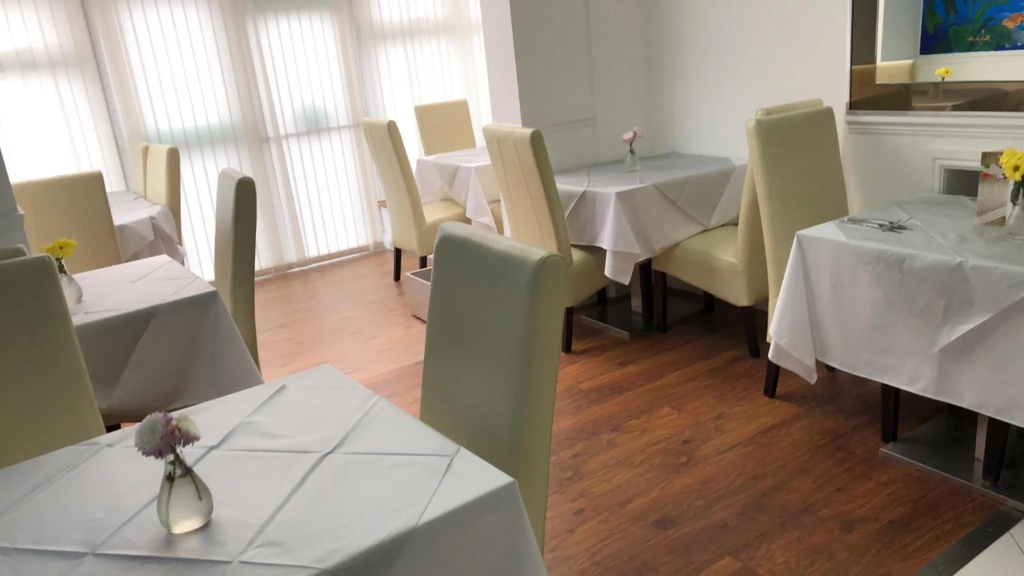 Restaurant/places to eat in Loughborough Grange Guesthouse & Spa Treatments