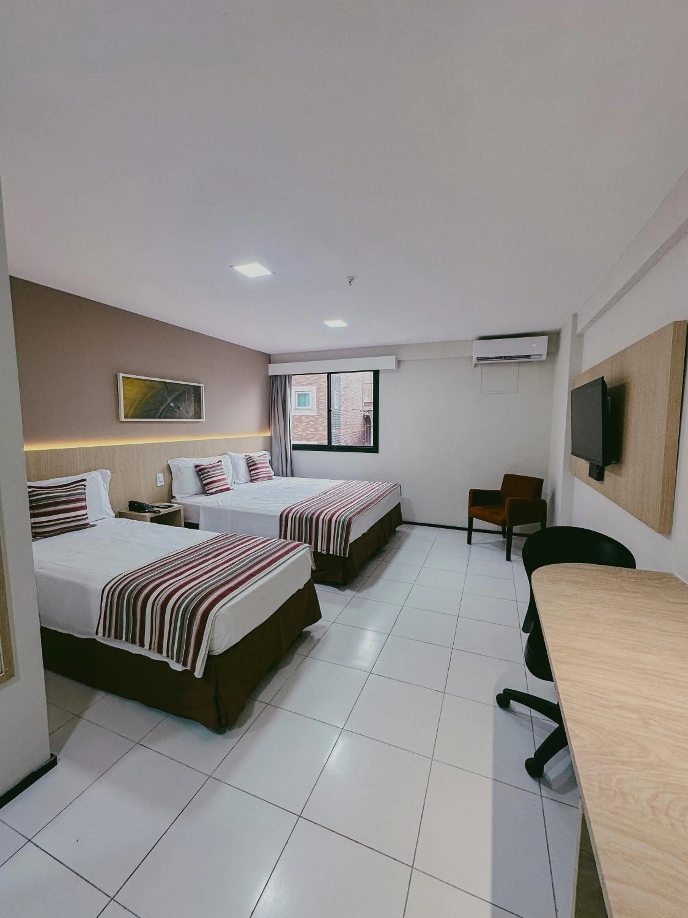 Photo of the whole room, Bed in SLZ Lagoa Hotel