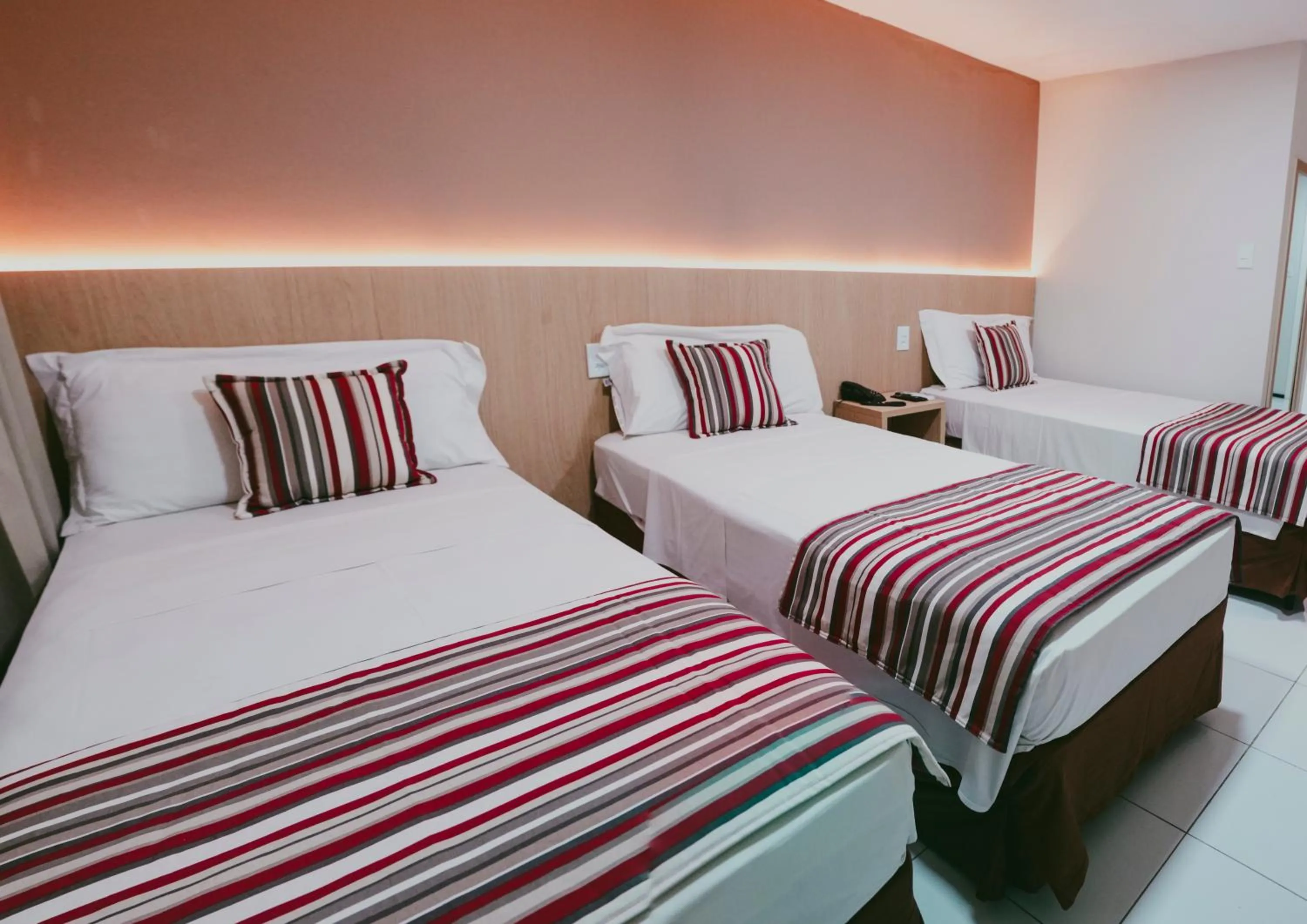 Bedroom, Bed in SLZ Lagoa Hotel