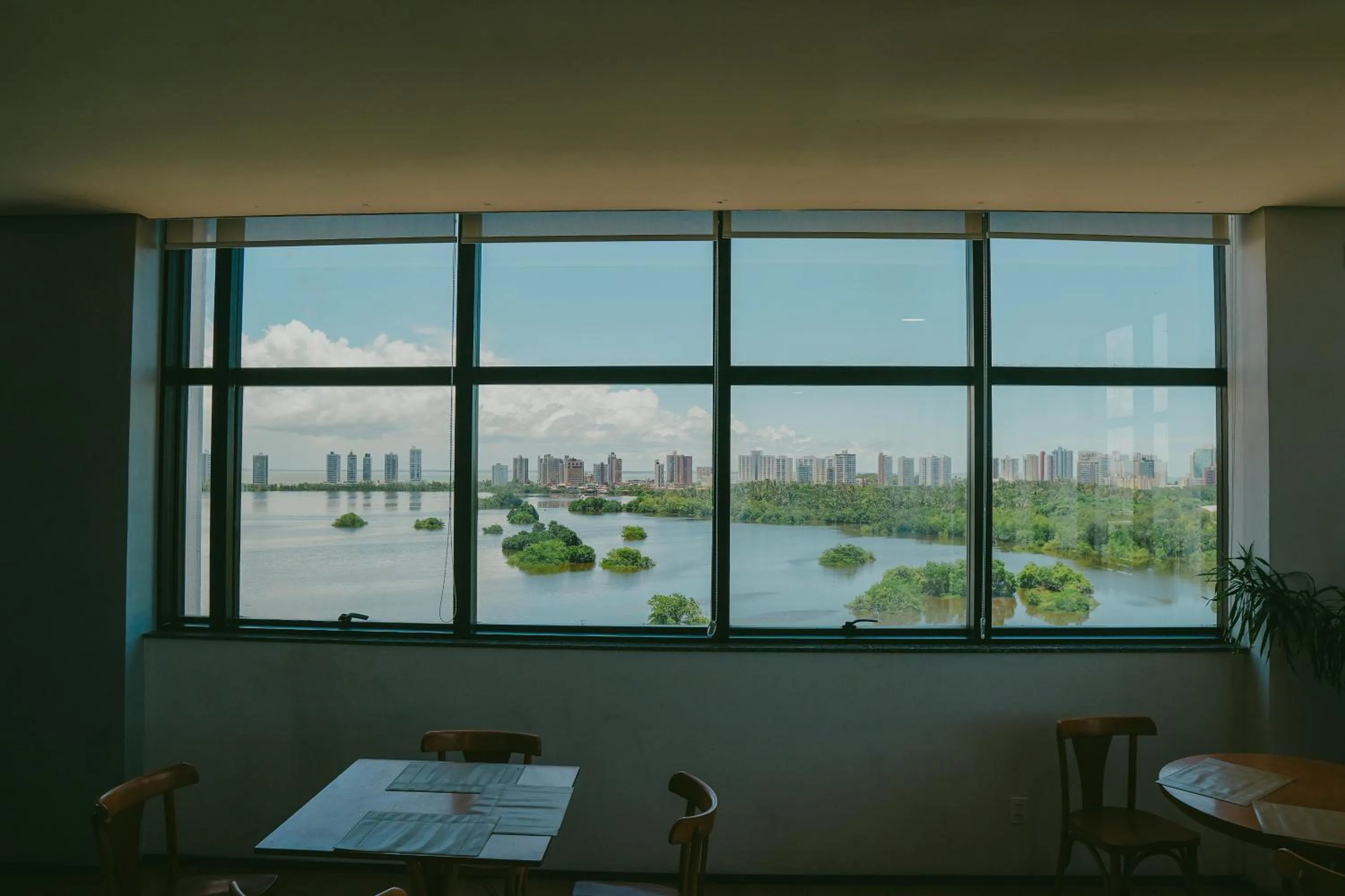 Lake view in SLZ Lagoa Hotel