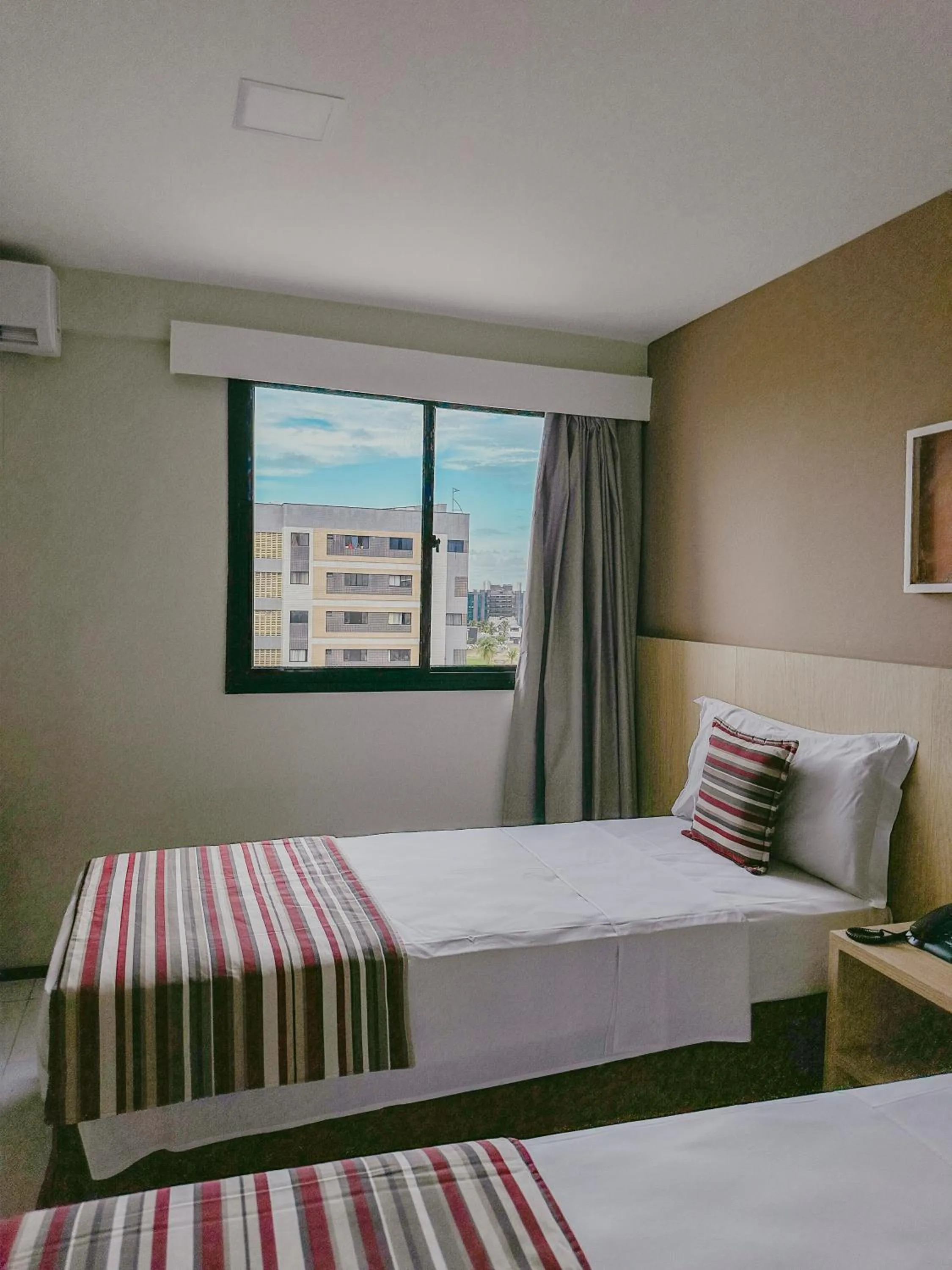 Bedroom, Bed in SLZ Lagoa Hotel