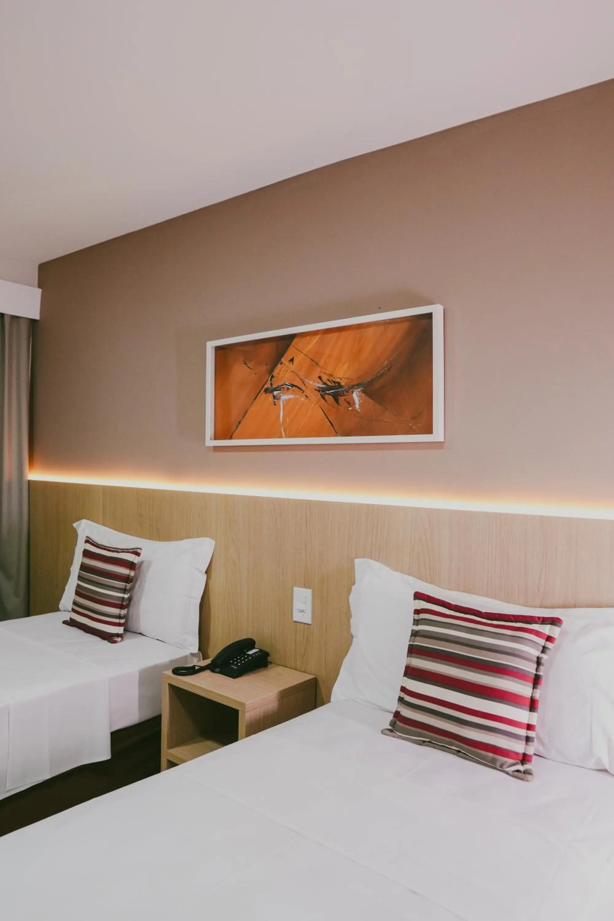 Bedroom, Bed in SLZ Lagoa Hotel