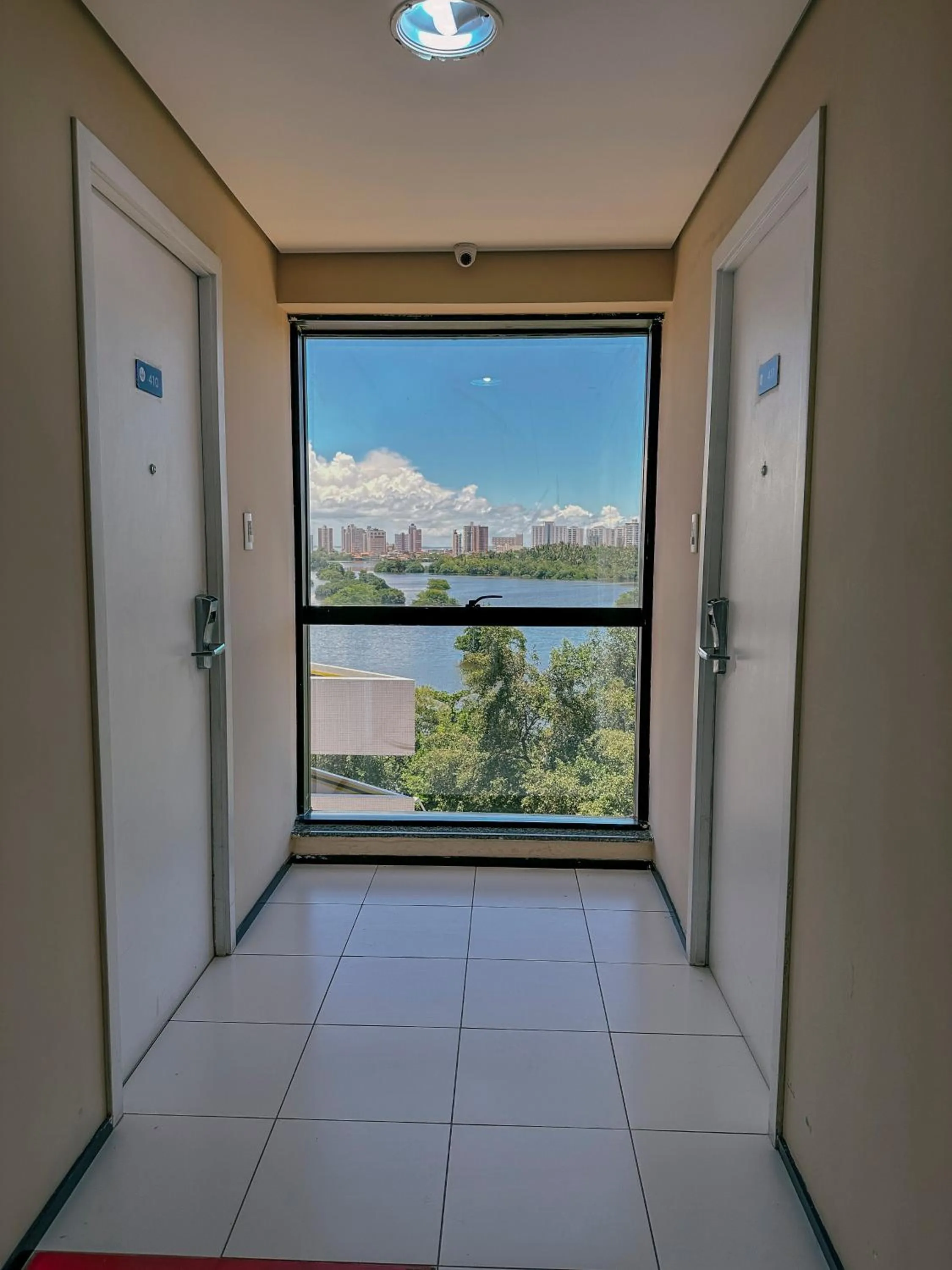 Photo of the whole room in SLZ Lagoa Hotel