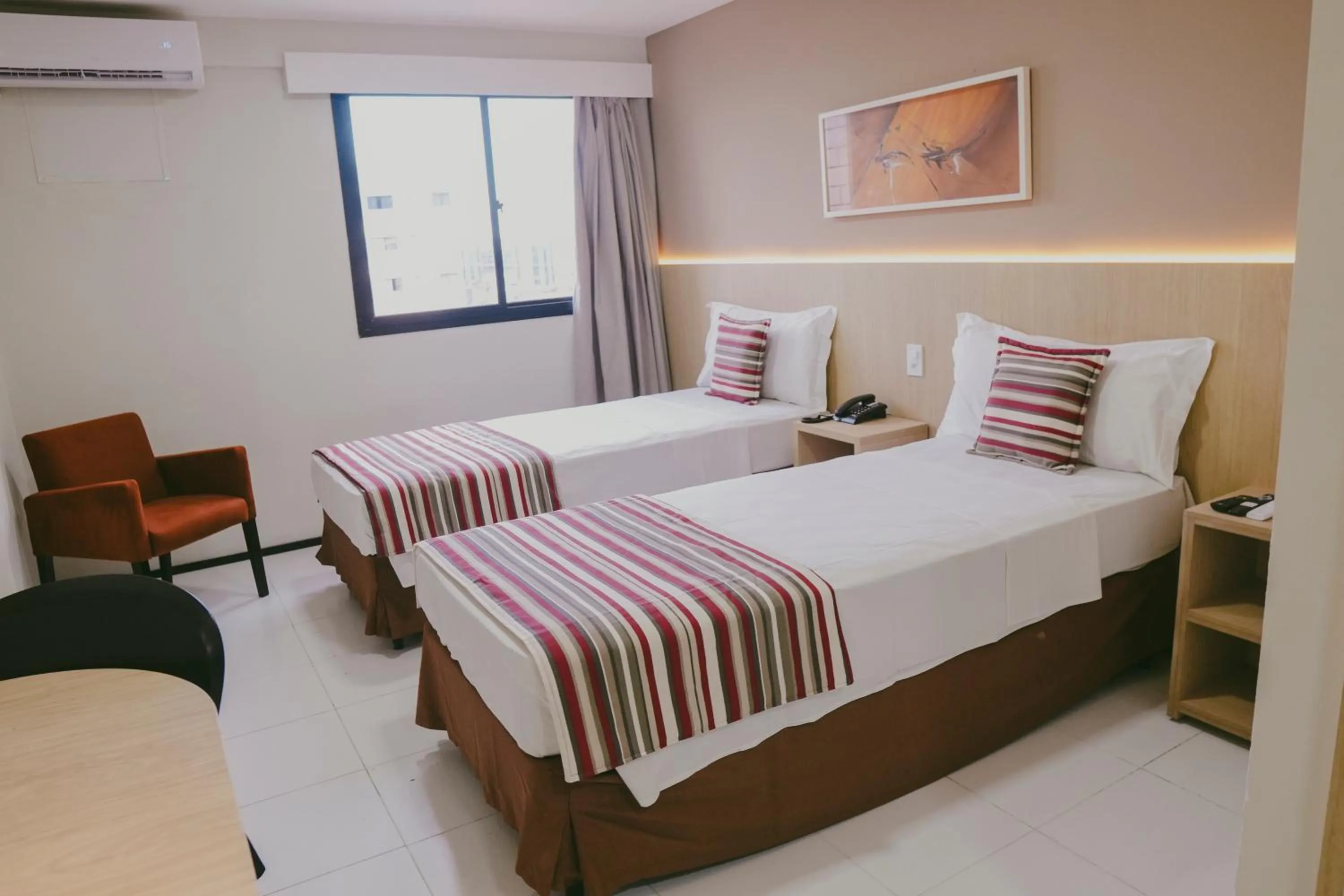 Bed in SLZ Lagoa Hotel