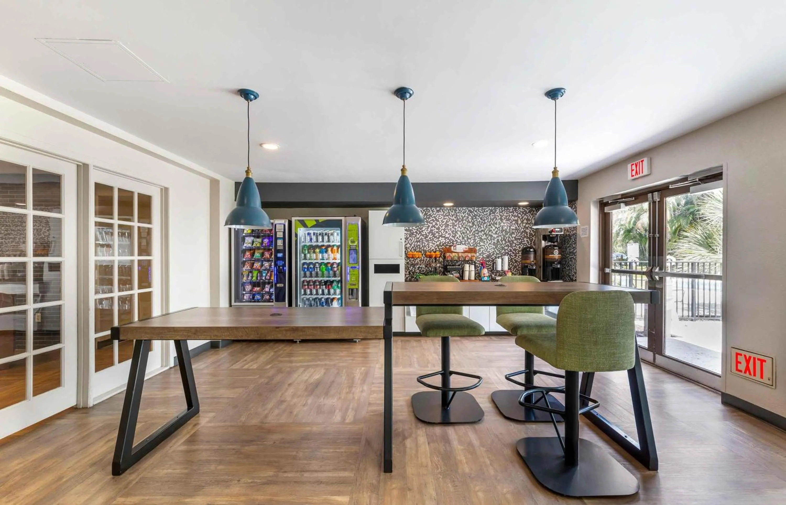 Breakfast in Extended Stay America Premier Suites - Miami - Airport - Miami Springs