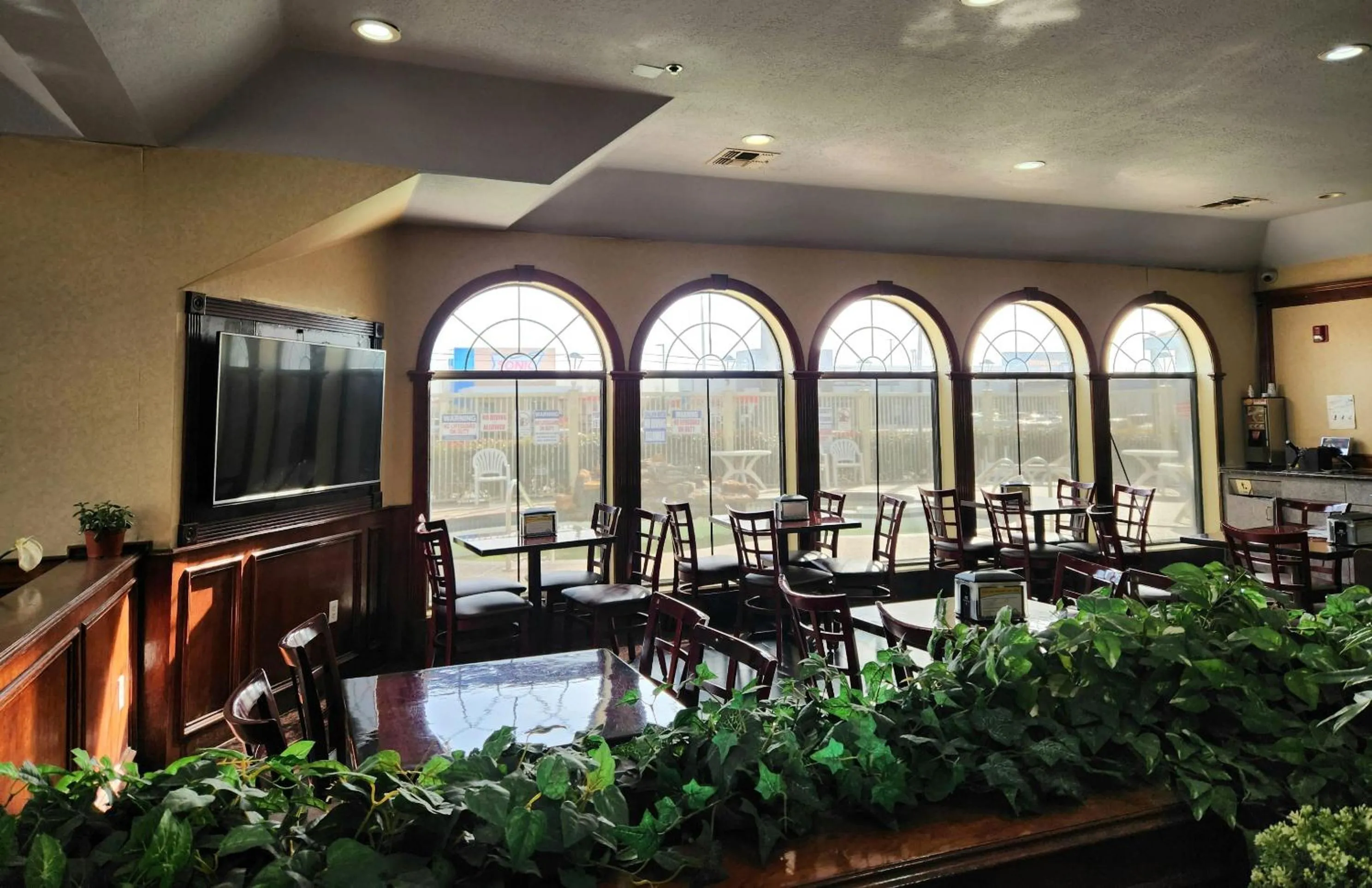 Breakfast in Studio 6 Suites Pasadena, TX