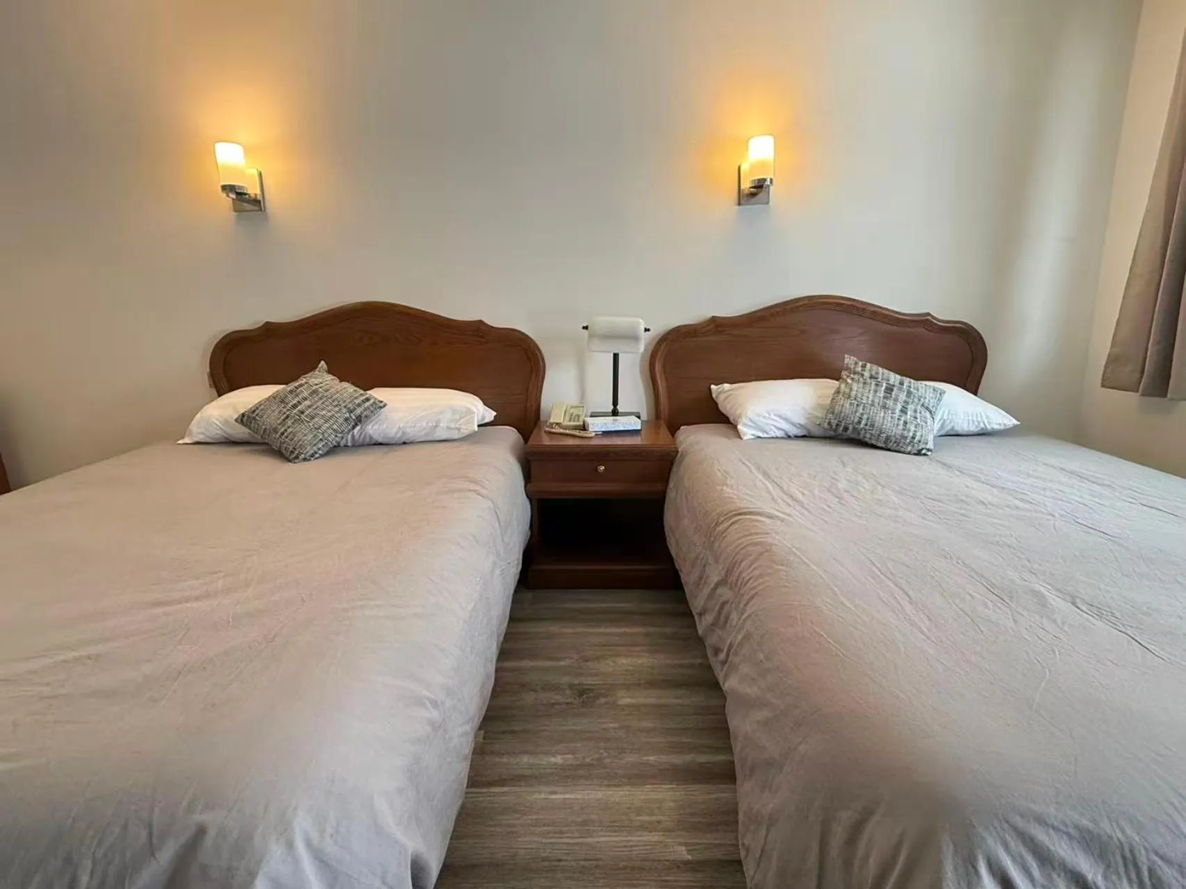 Bedroom, Bed in Hotel Motel La Marquise