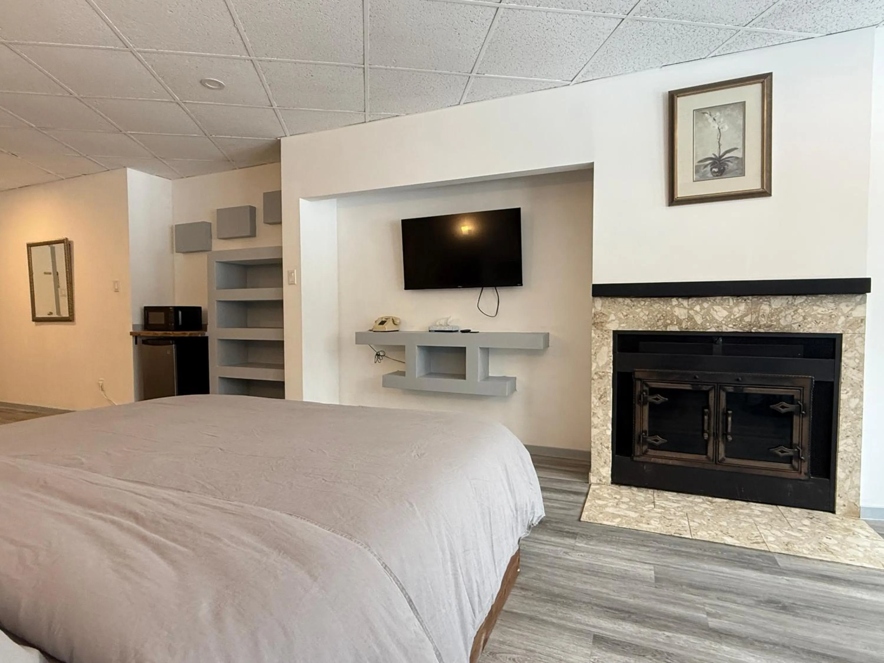 Bedroom, Bed in Hotel Motel La Marquise