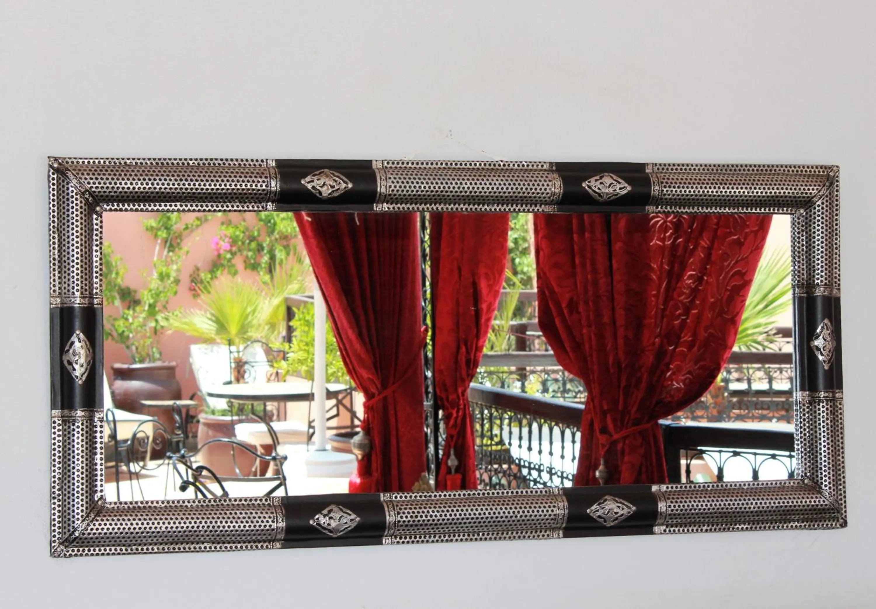 Patio in Les Jardins Mandaline