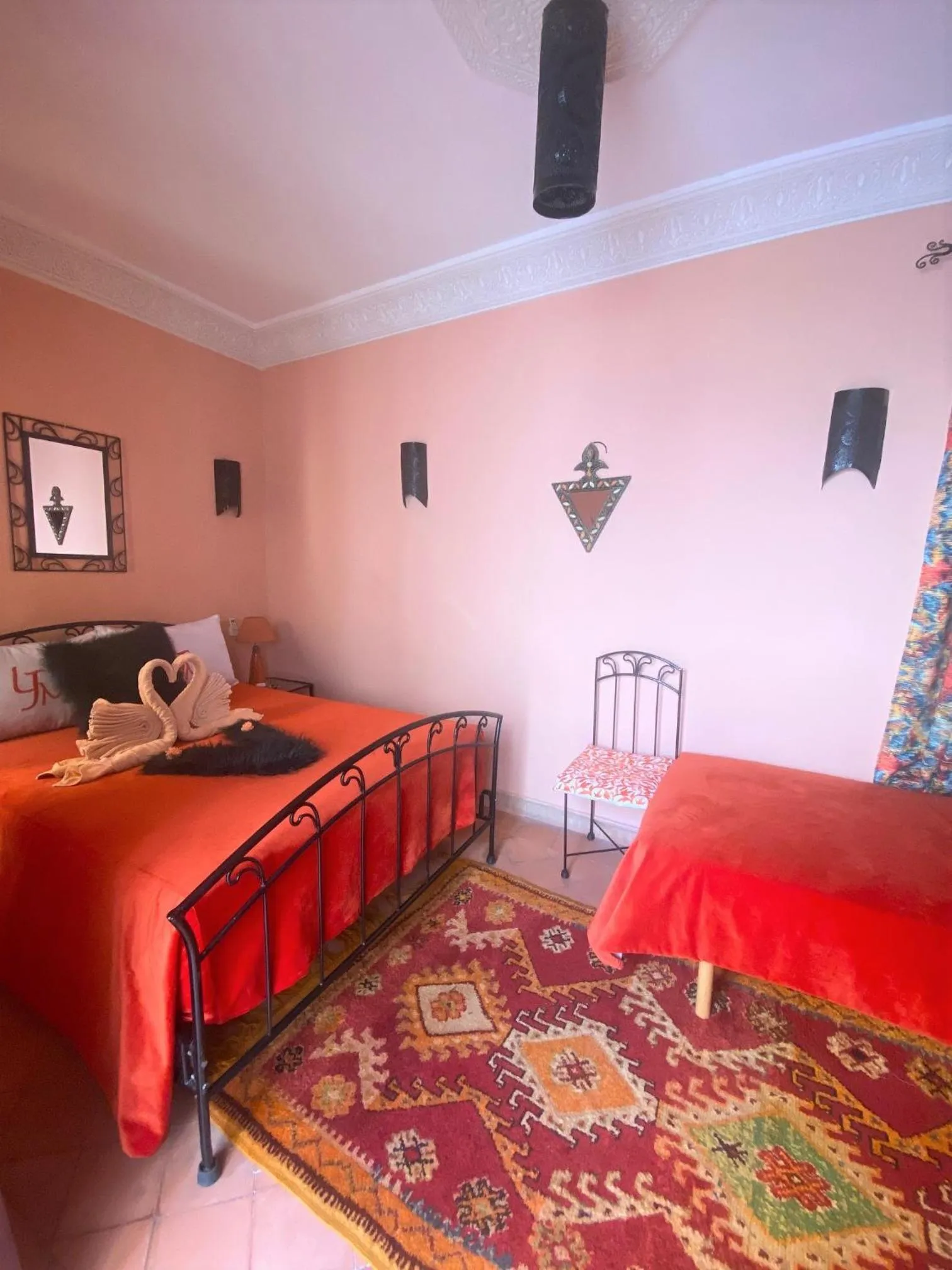 Bed in Les Jardins Mandaline