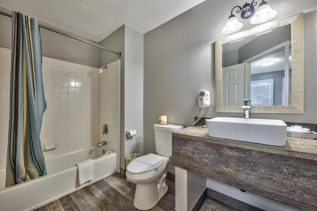 King Room in Lake Ridge South Lake Tahoe King Room in Lake Ridge South Lake Tahoe