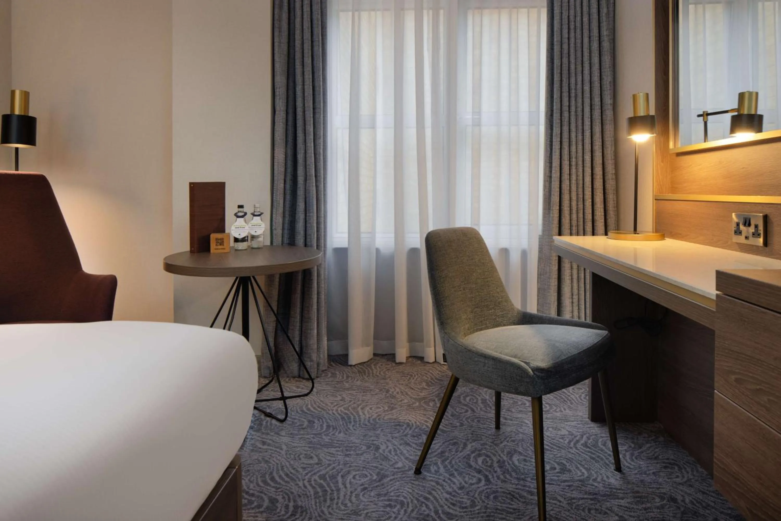 Bedroom in DoubleTree by Hilton London Angel Kings Cross