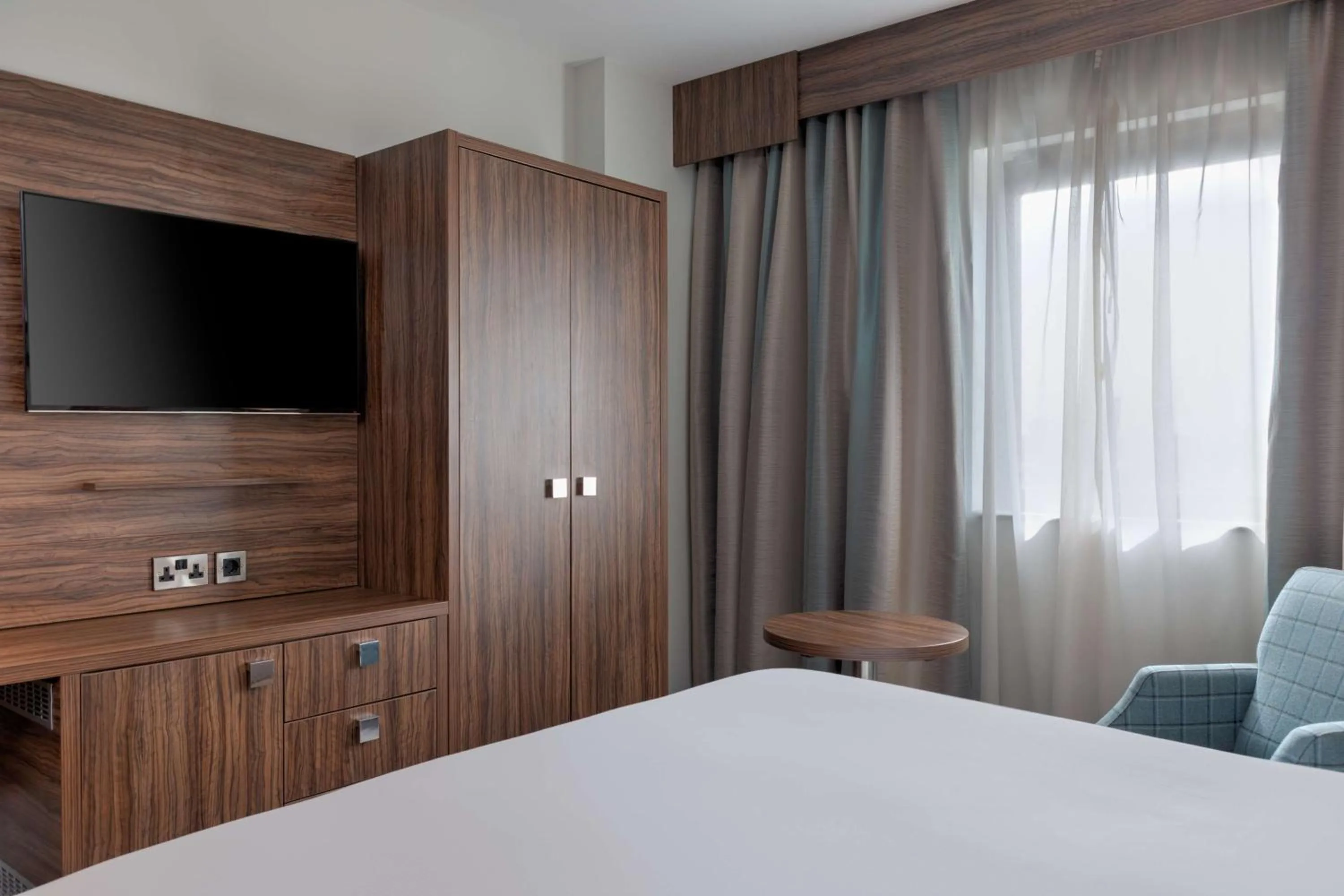 TV and multimedia, Bed in DoubleTree by Hilton London Angel Kings Cross