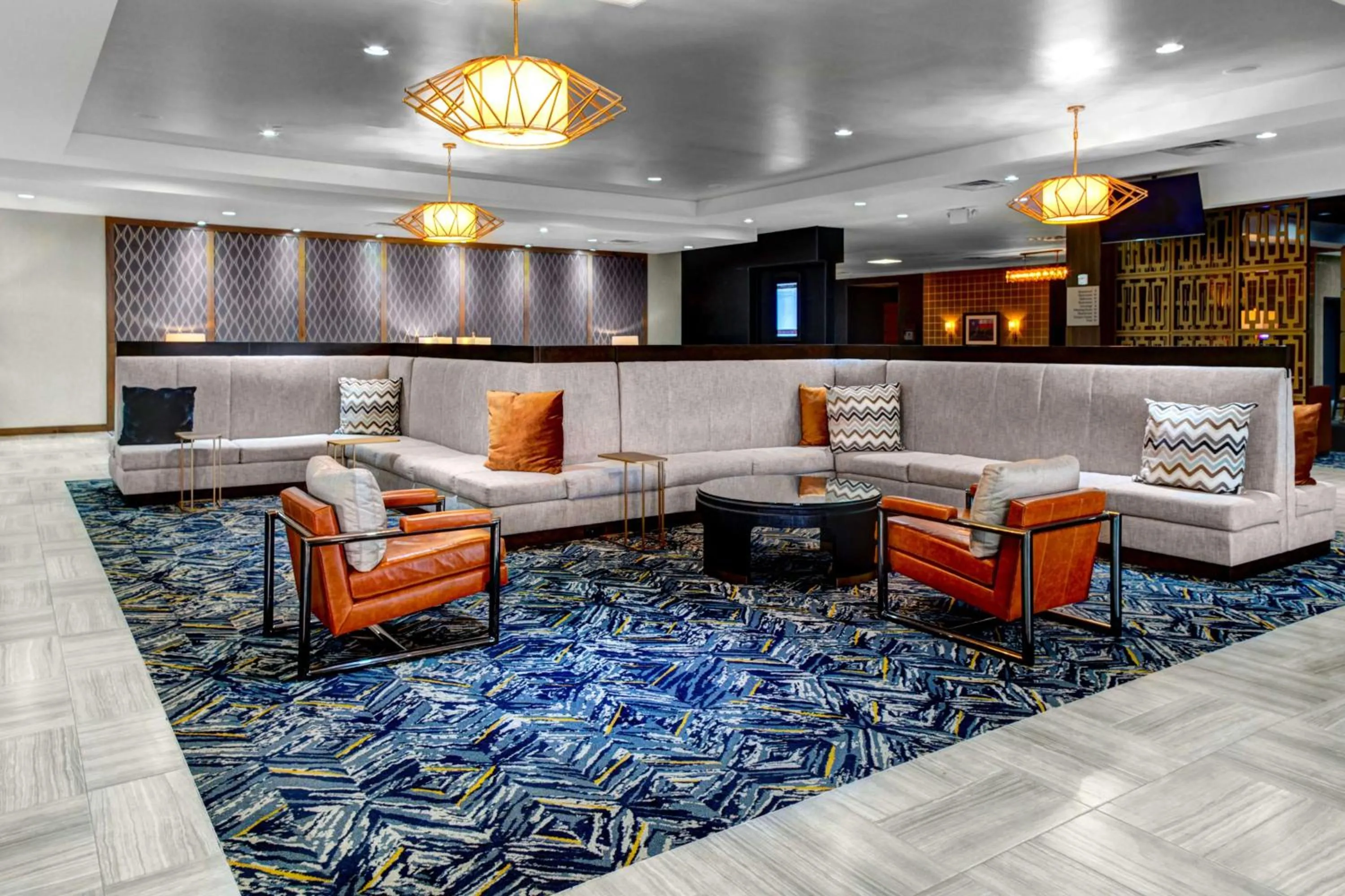 Lobby or reception in Doubletree by Hilton Arlington DFW South