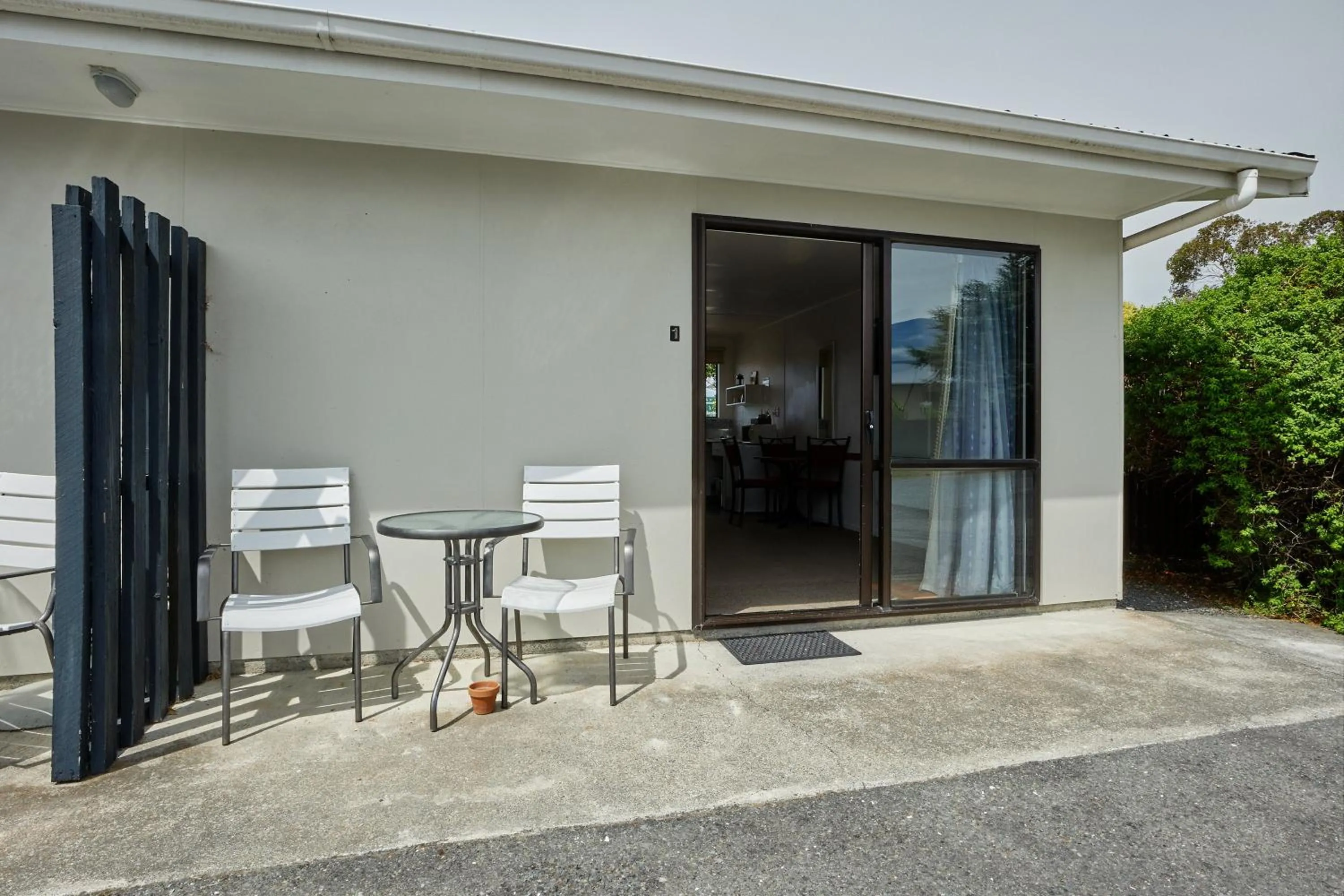 Patio in Alpine View Motel