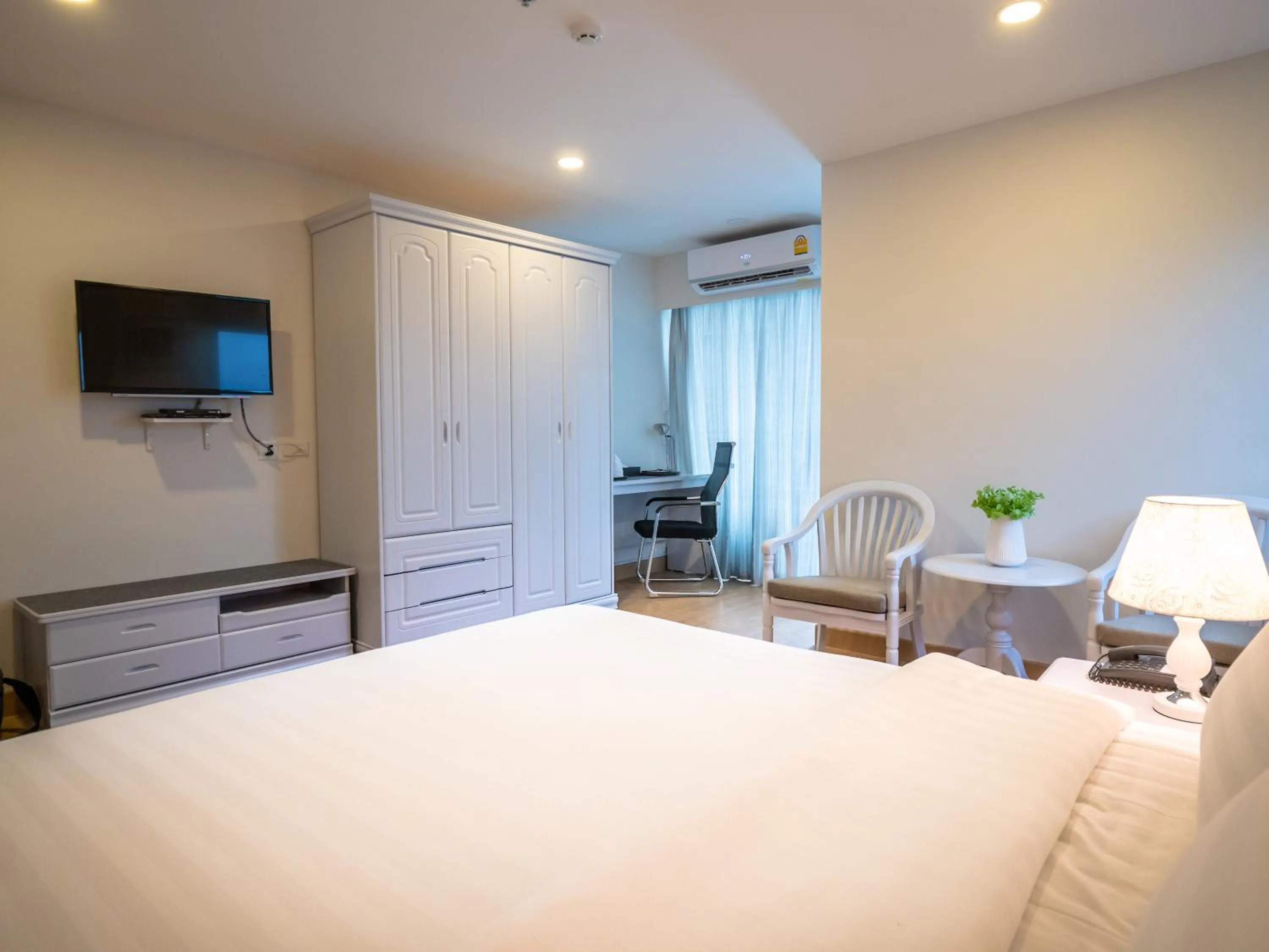 Bed in The Kinn Bangkok