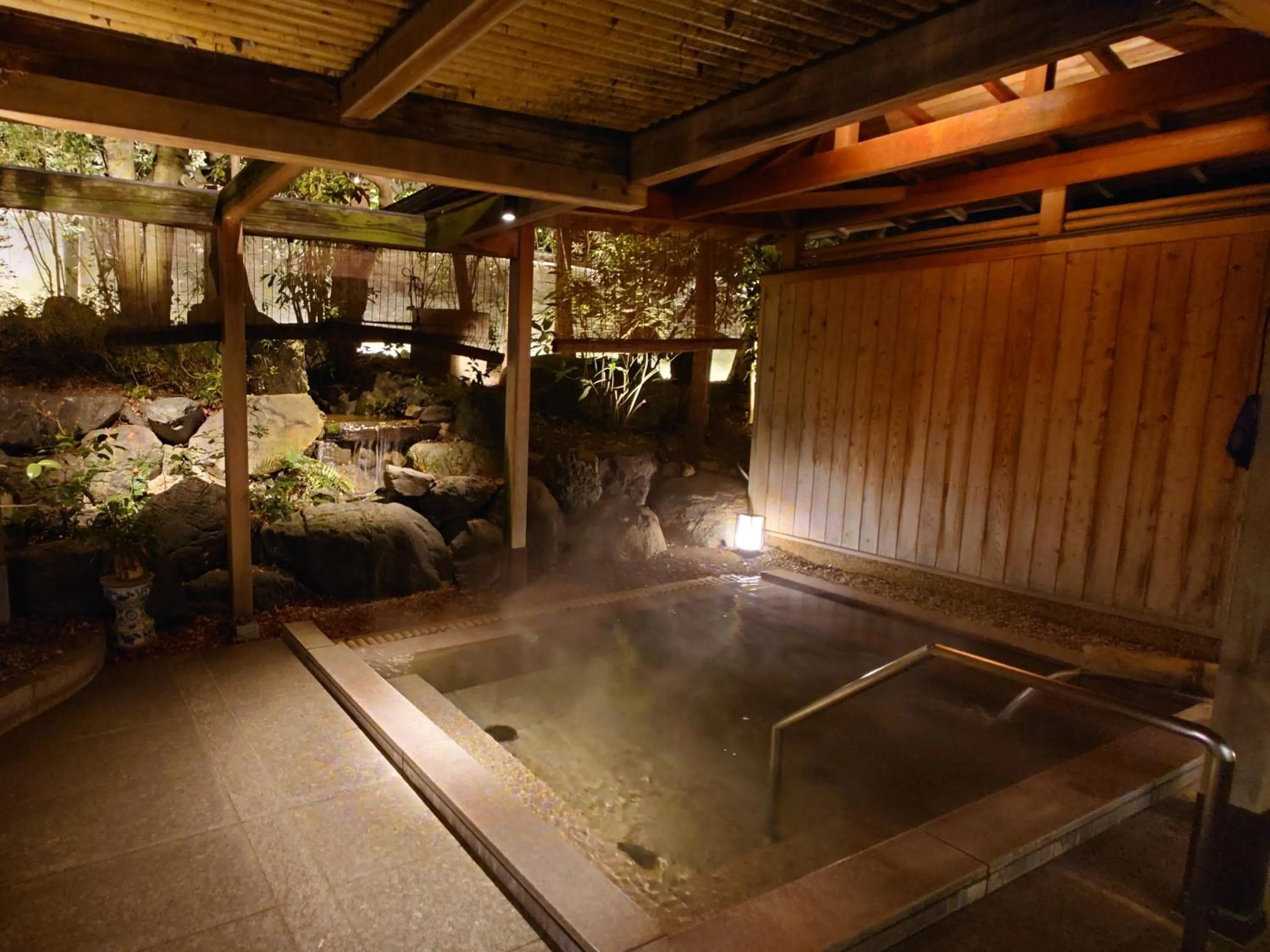 Public Bath in Kasuga Hotel