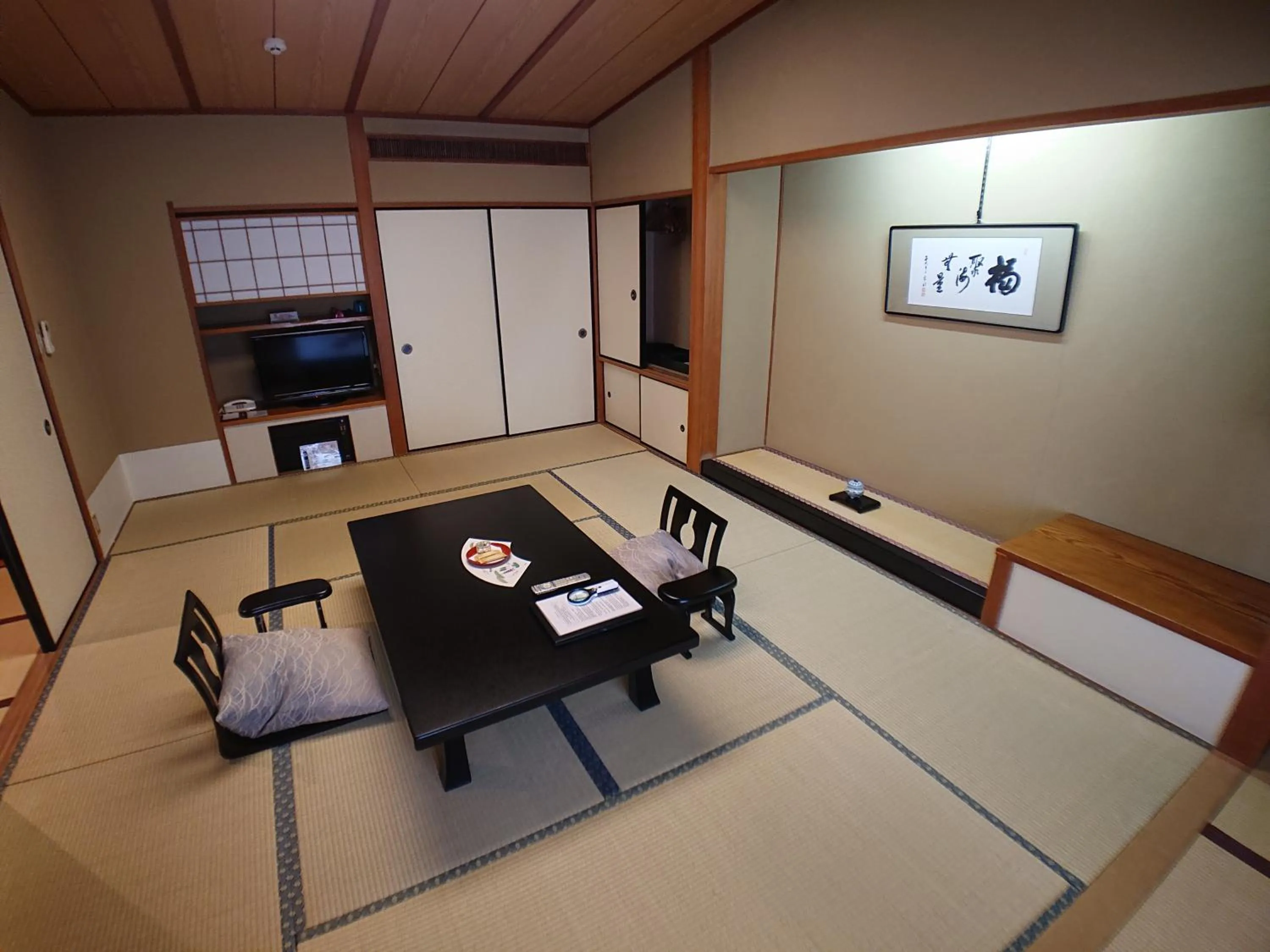Photo of the whole room in Kasuga Hotel