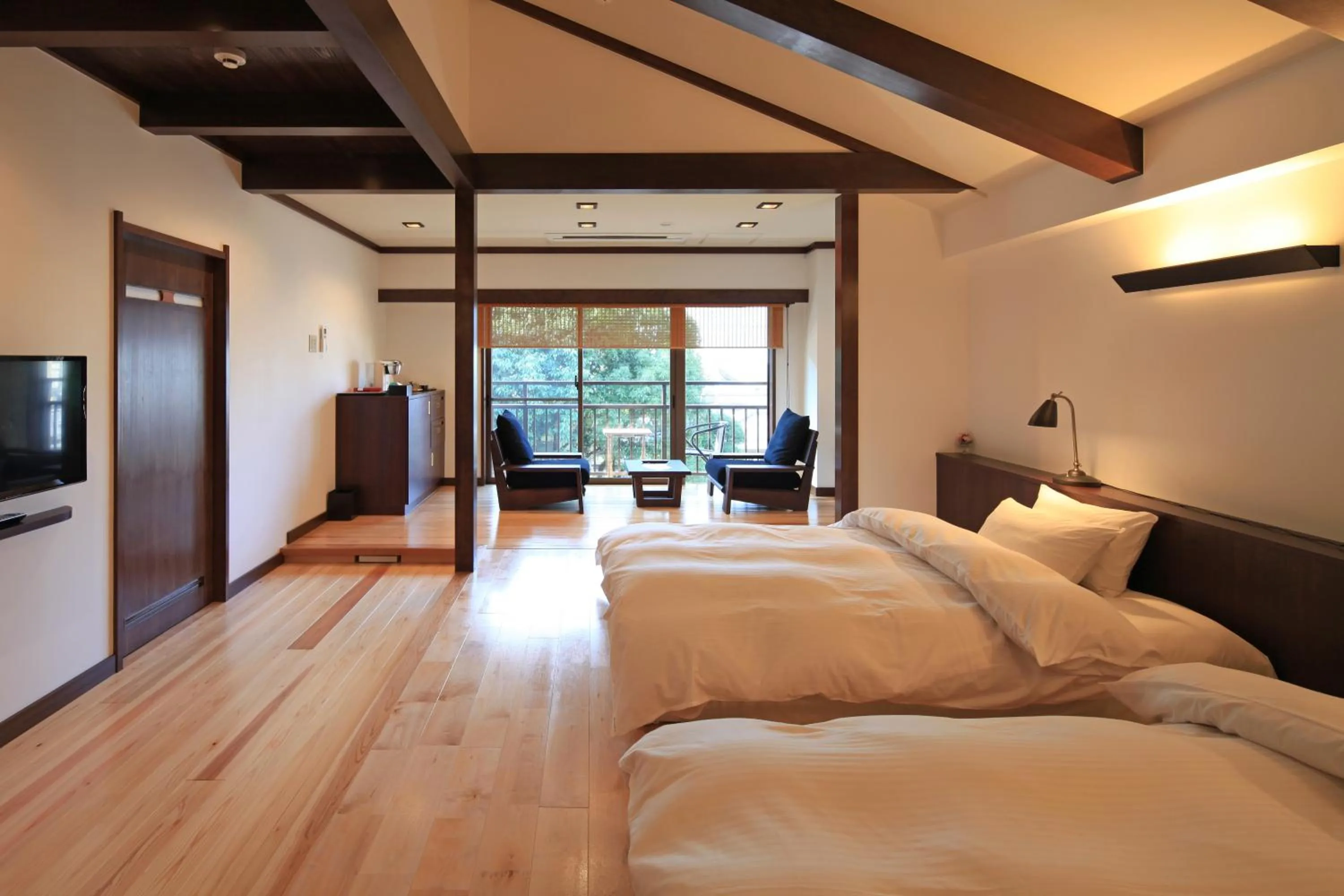Photo of the whole room, Bed in Kasuga Hotel