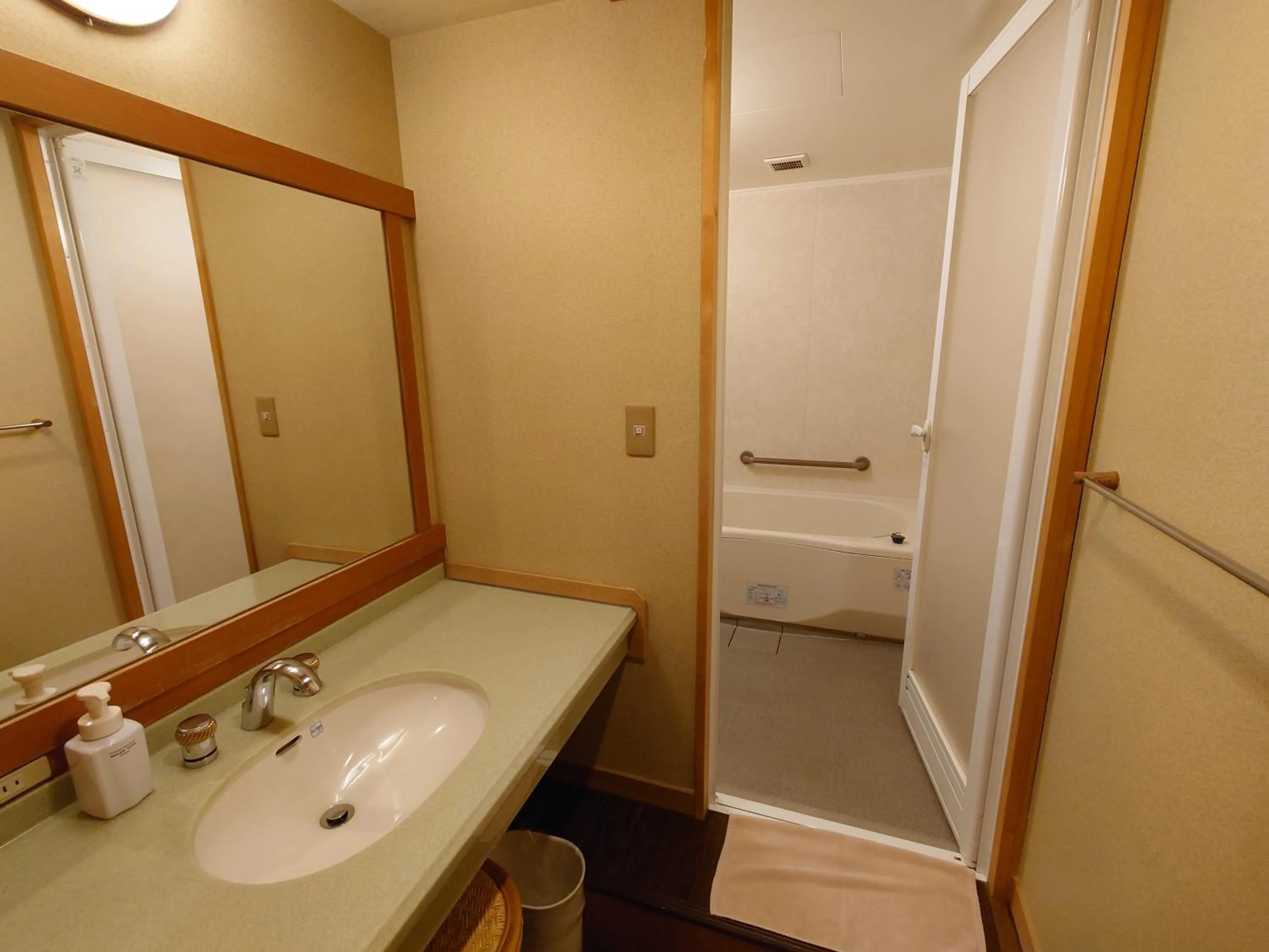 Bathroom in Kasuga Hotel