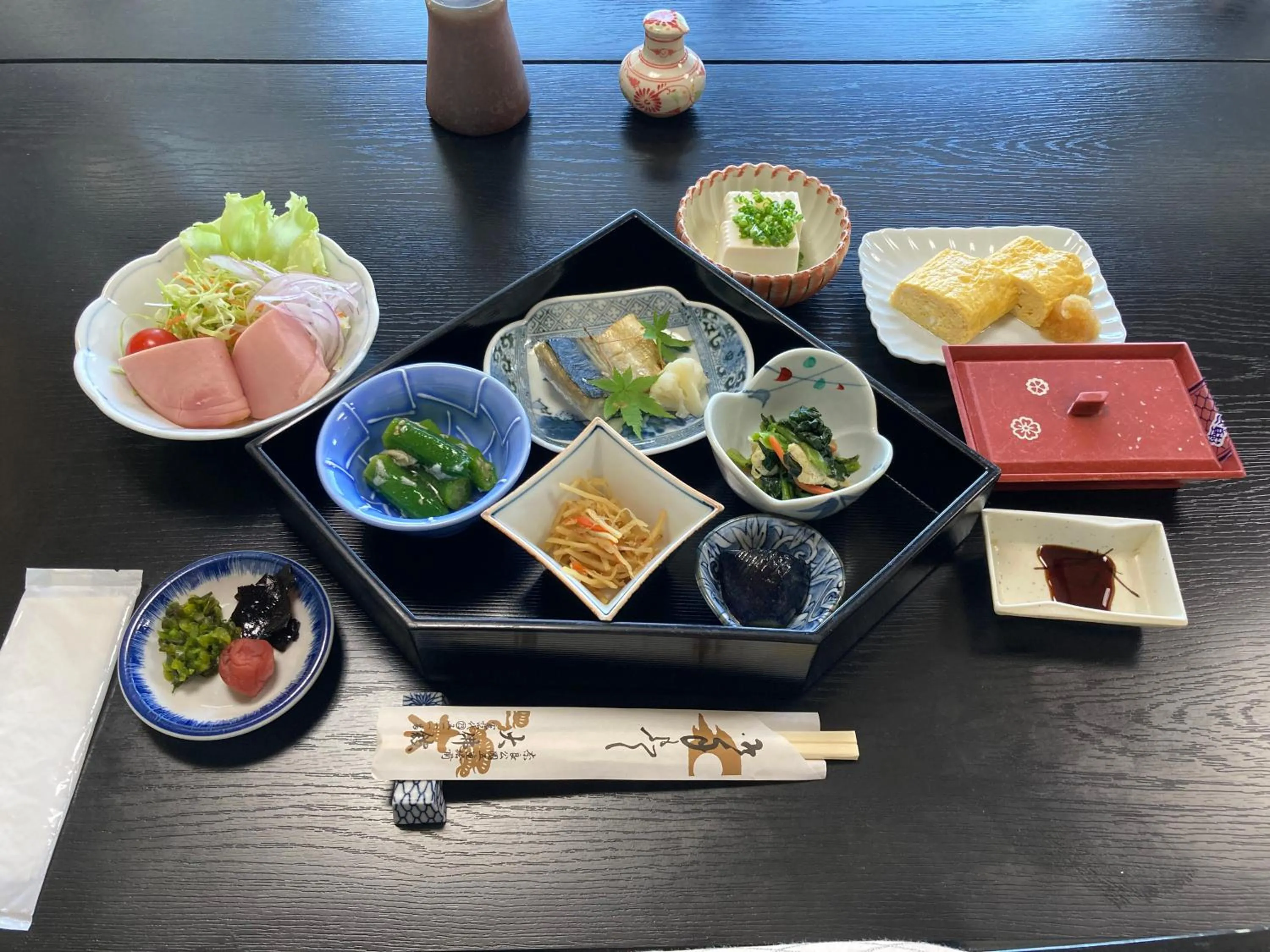 Breakfast in Daibutsukan