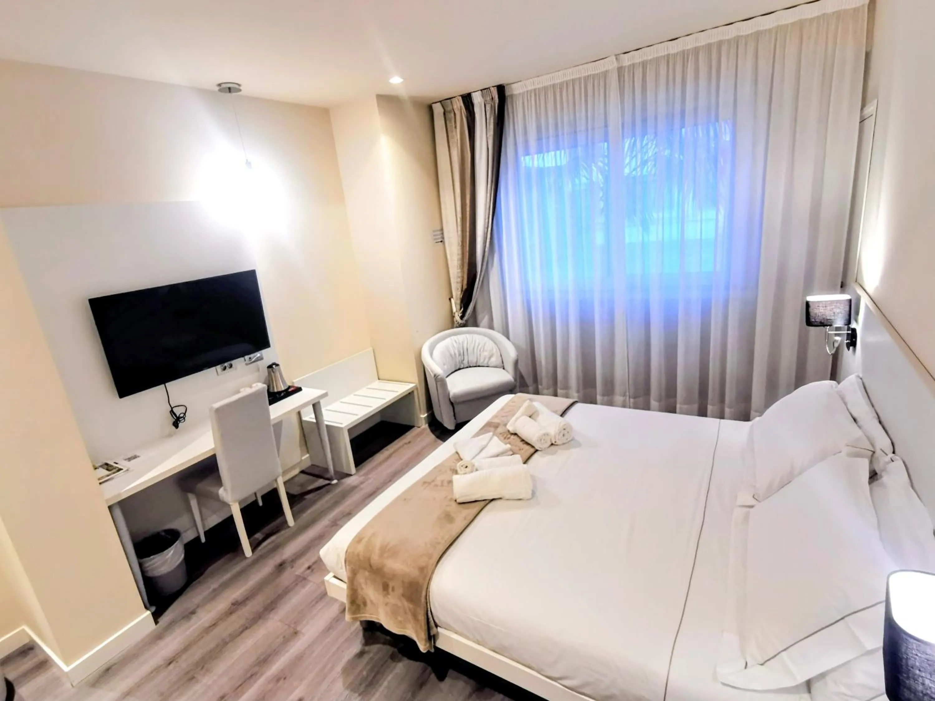 Bed in La Dolce Vita Hotel